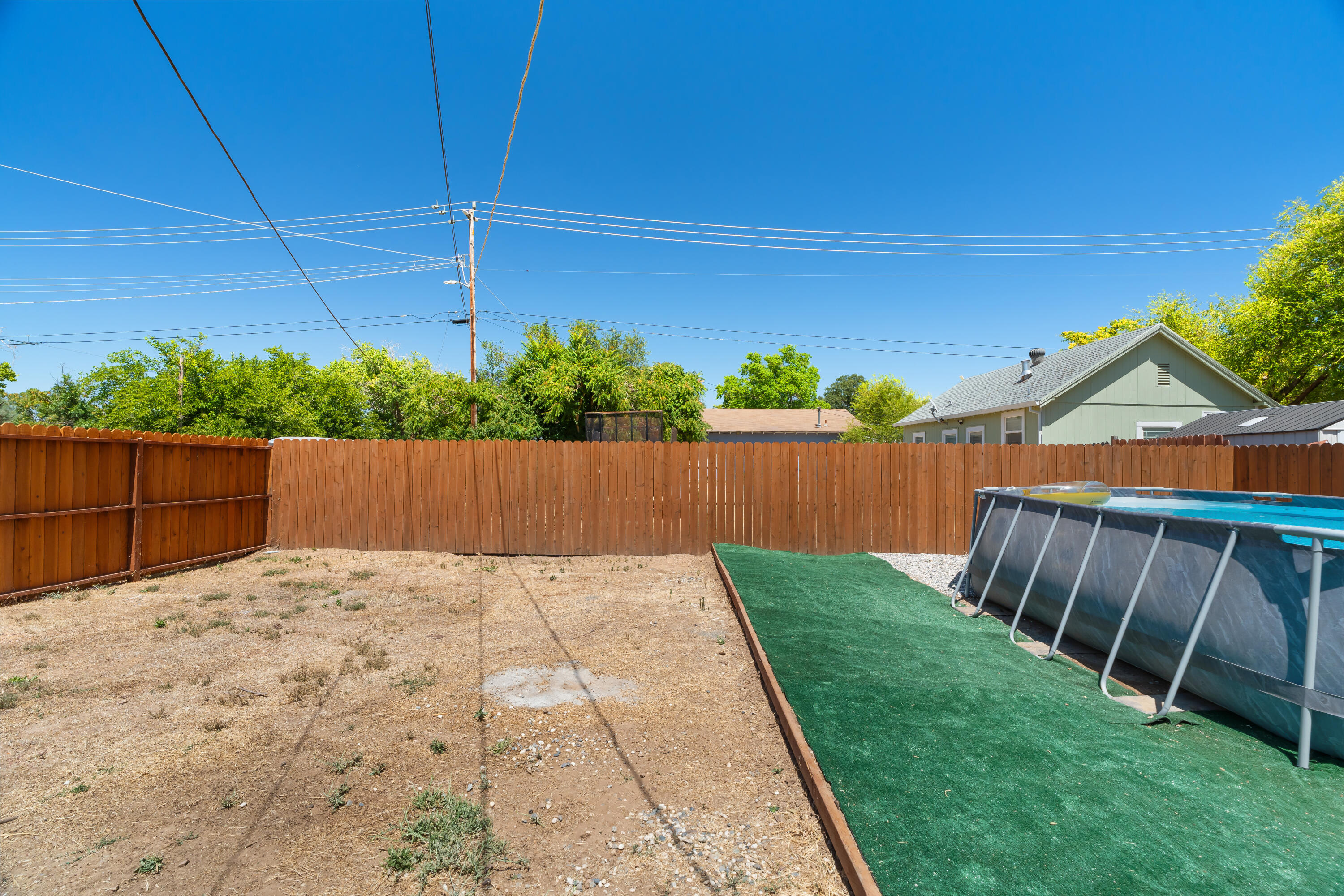 1260 Monroe Street
