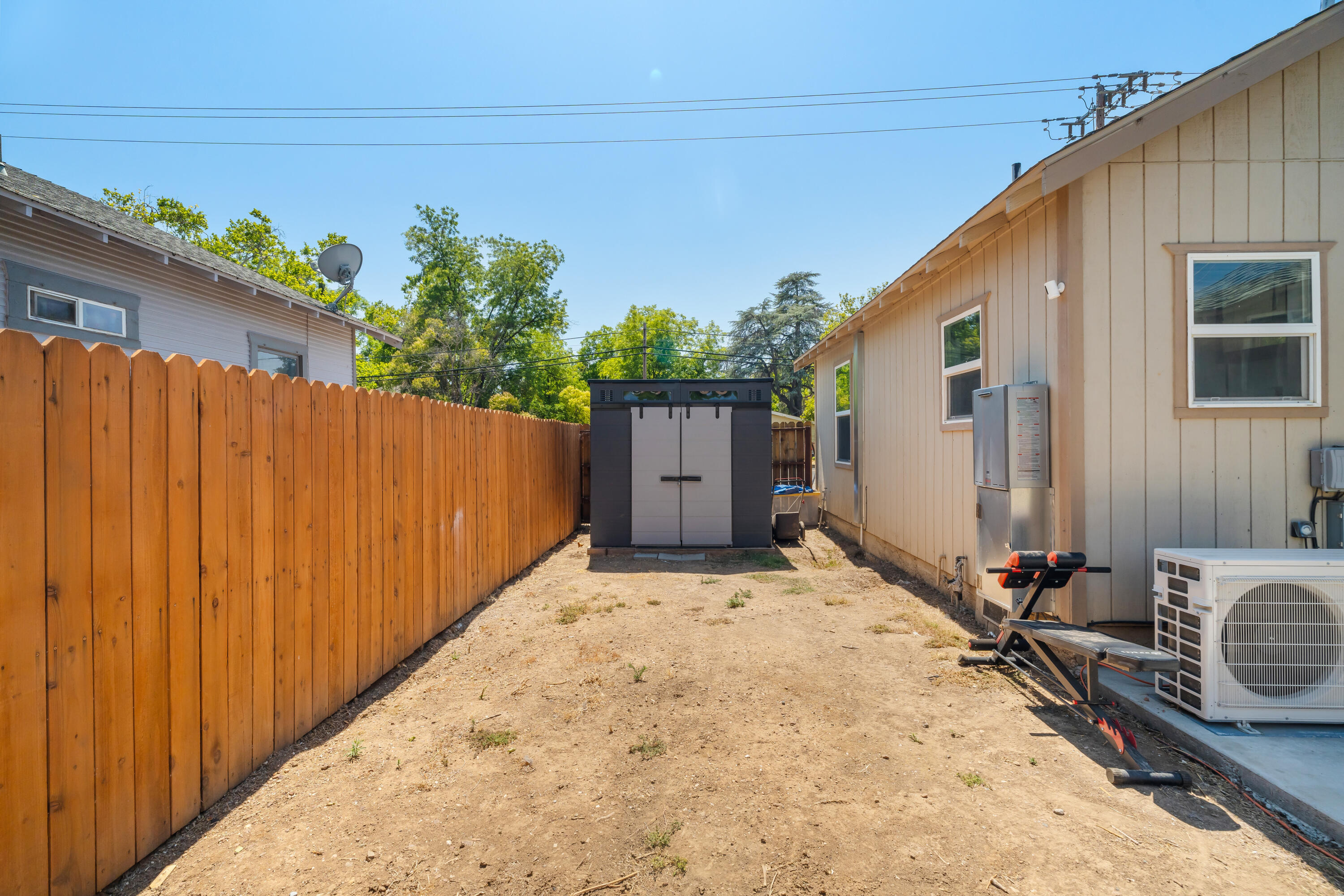1260 Monroe Street