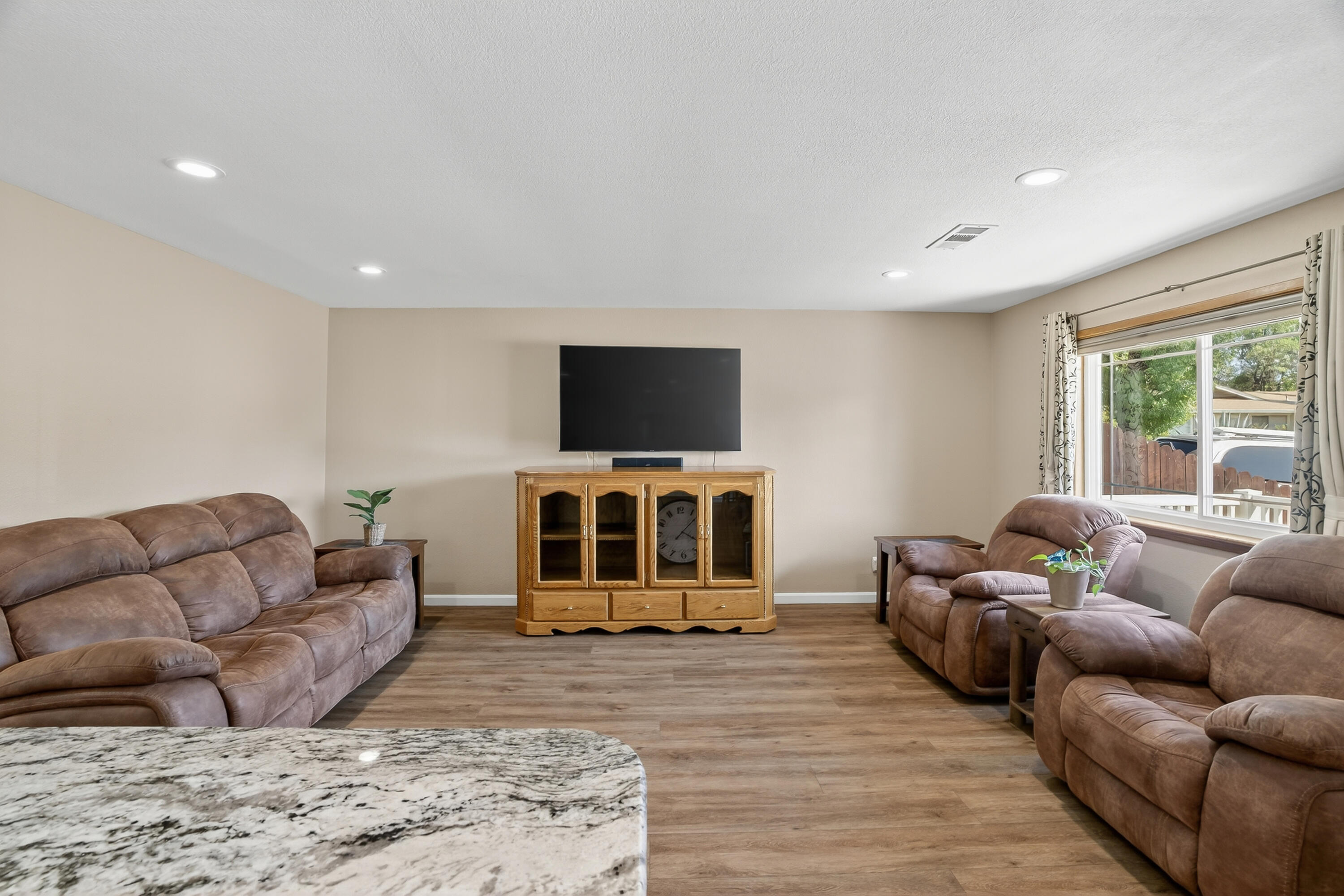 3977 Idaho Way