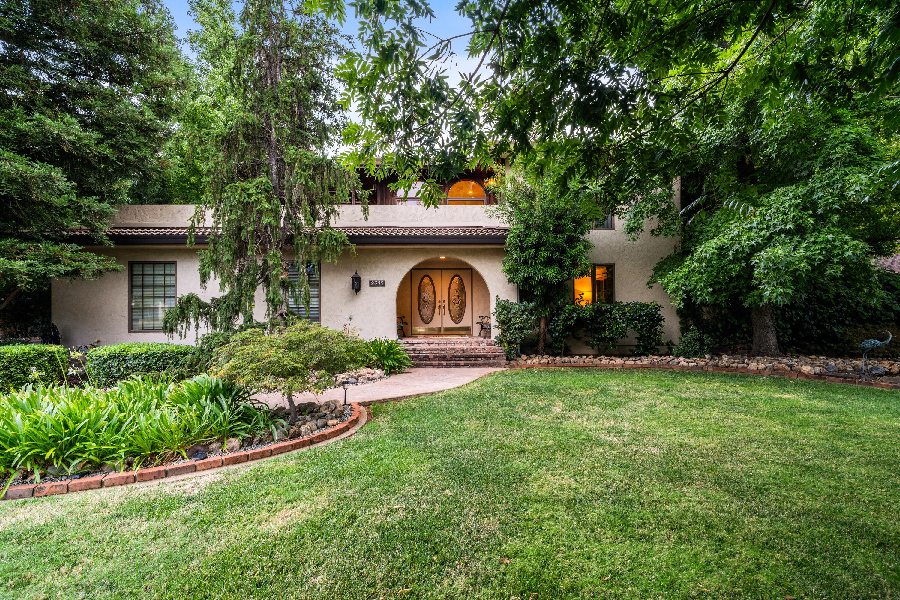 2535 Phil Court