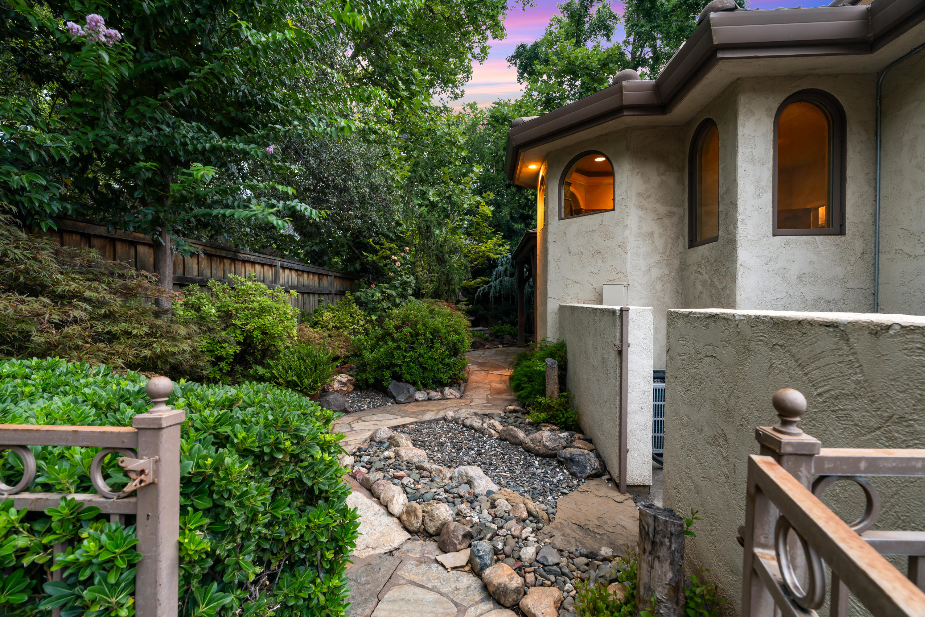 2535 Phil Court
