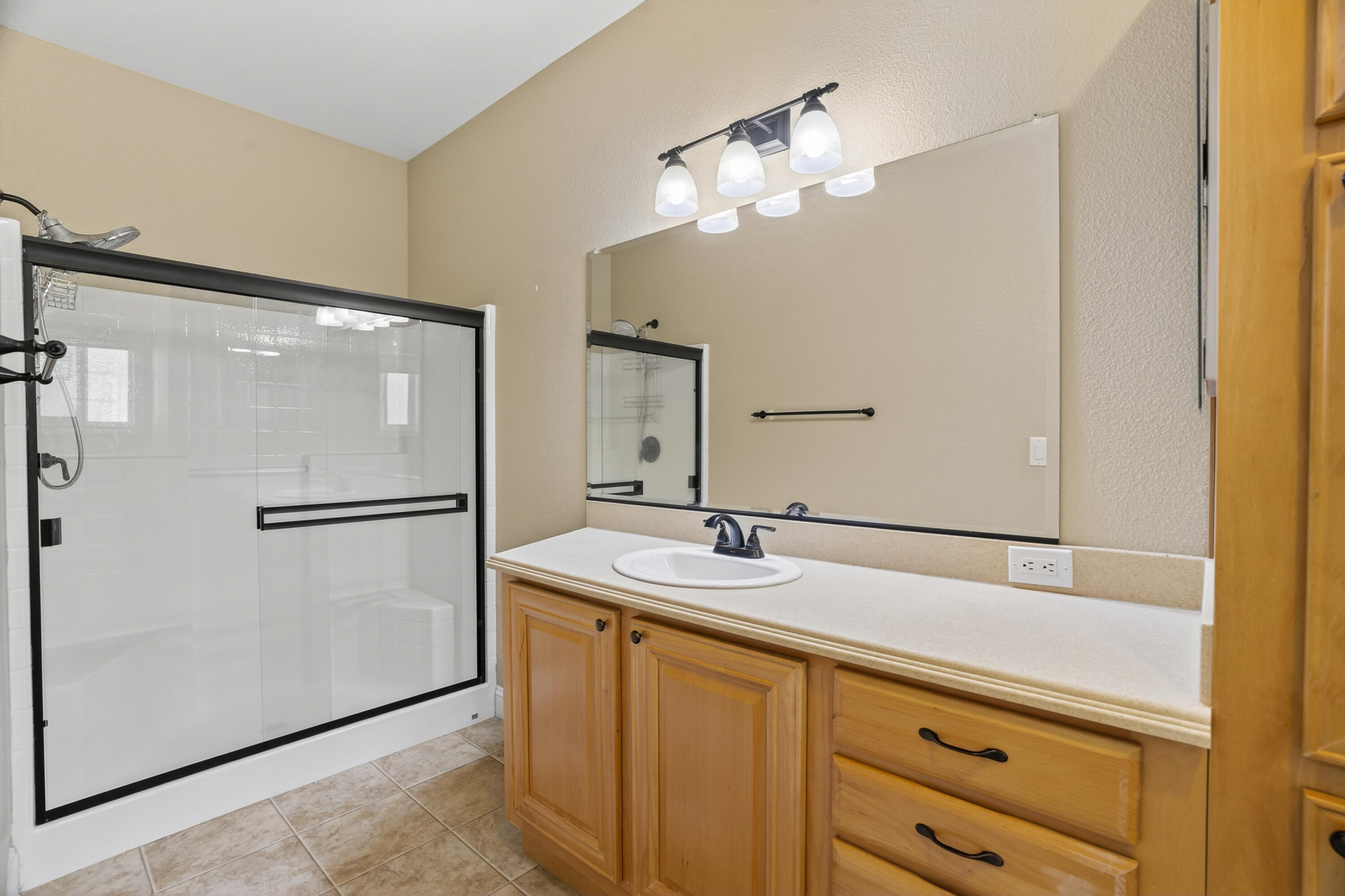 1120 Shawnee Trail