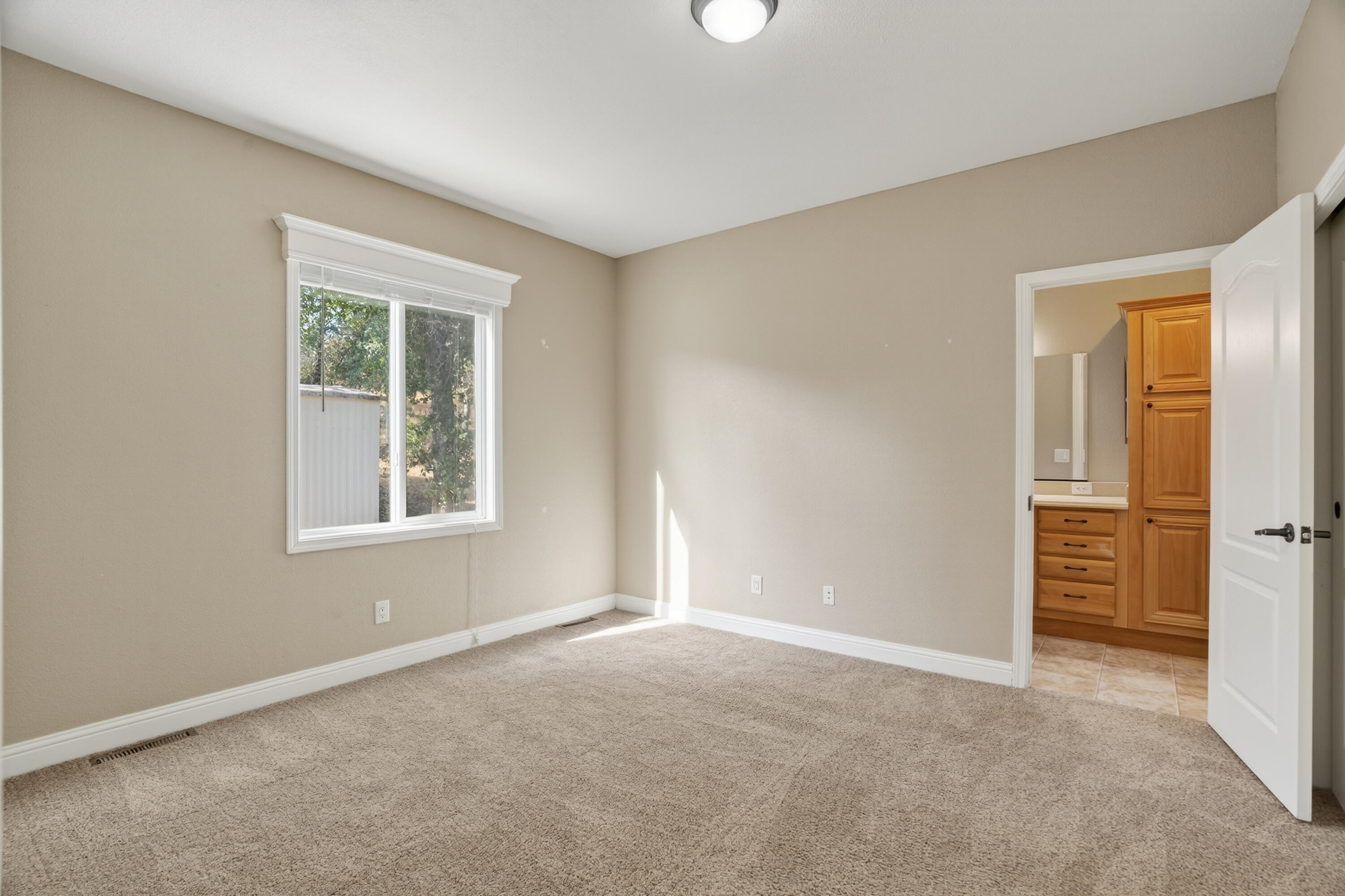 1120 Shawnee Trail