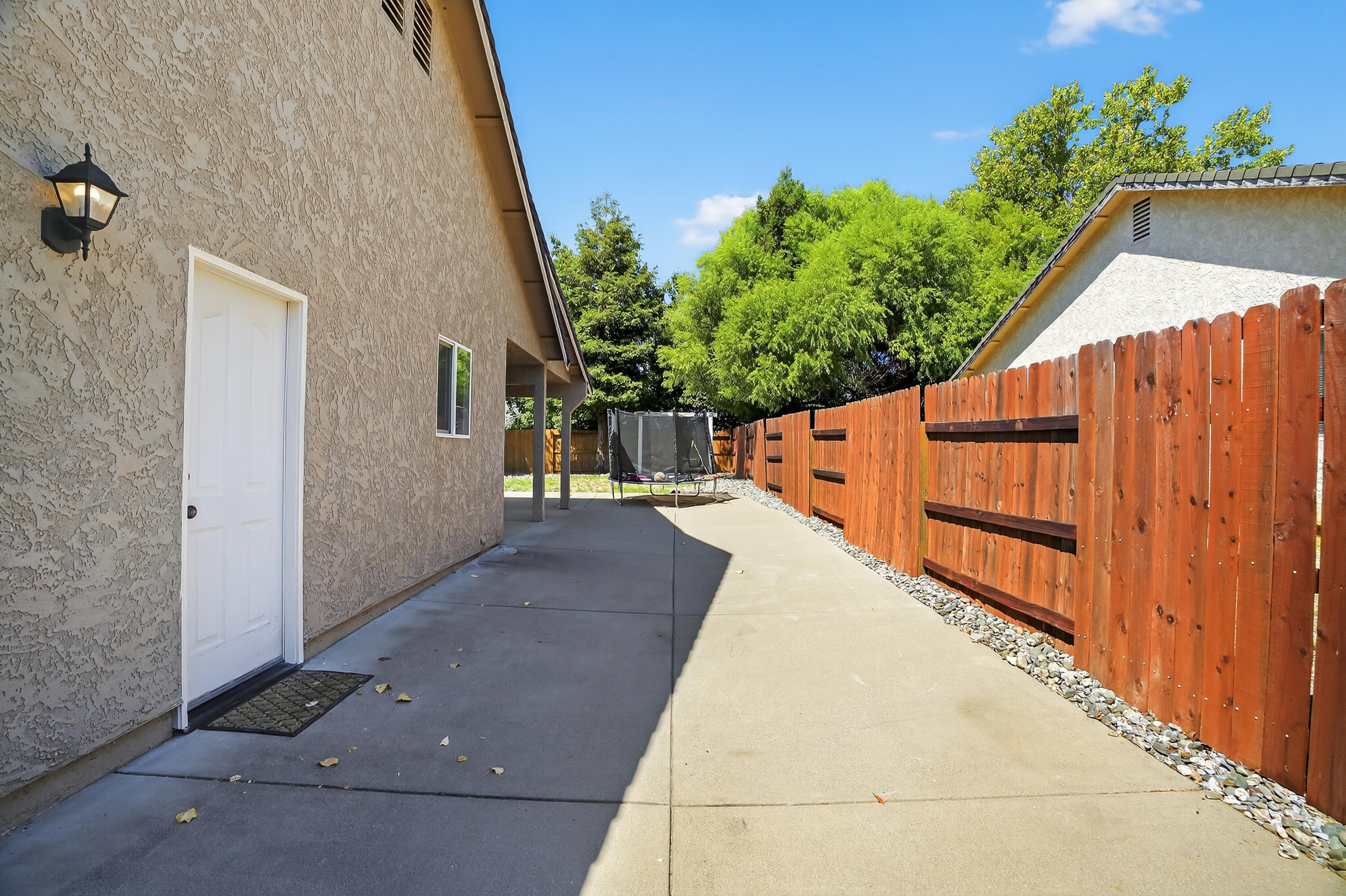 3220 Wandsworth Drive