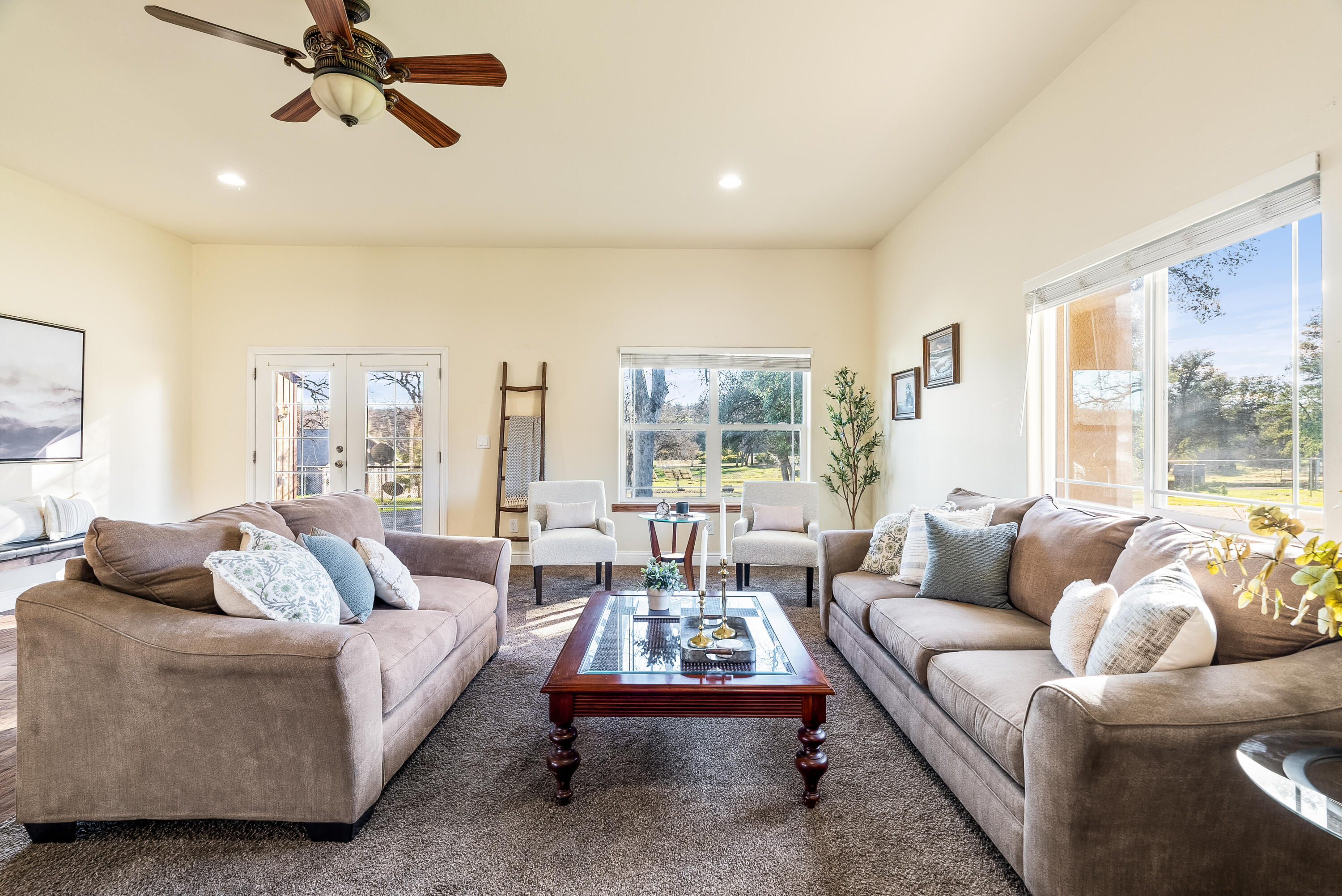 14860 Oak Knoll Drive