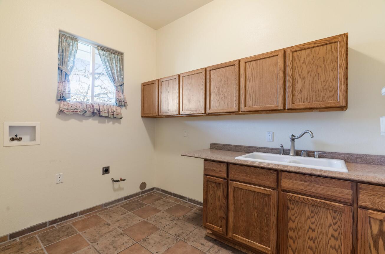 14860 Oak Knoll Drive