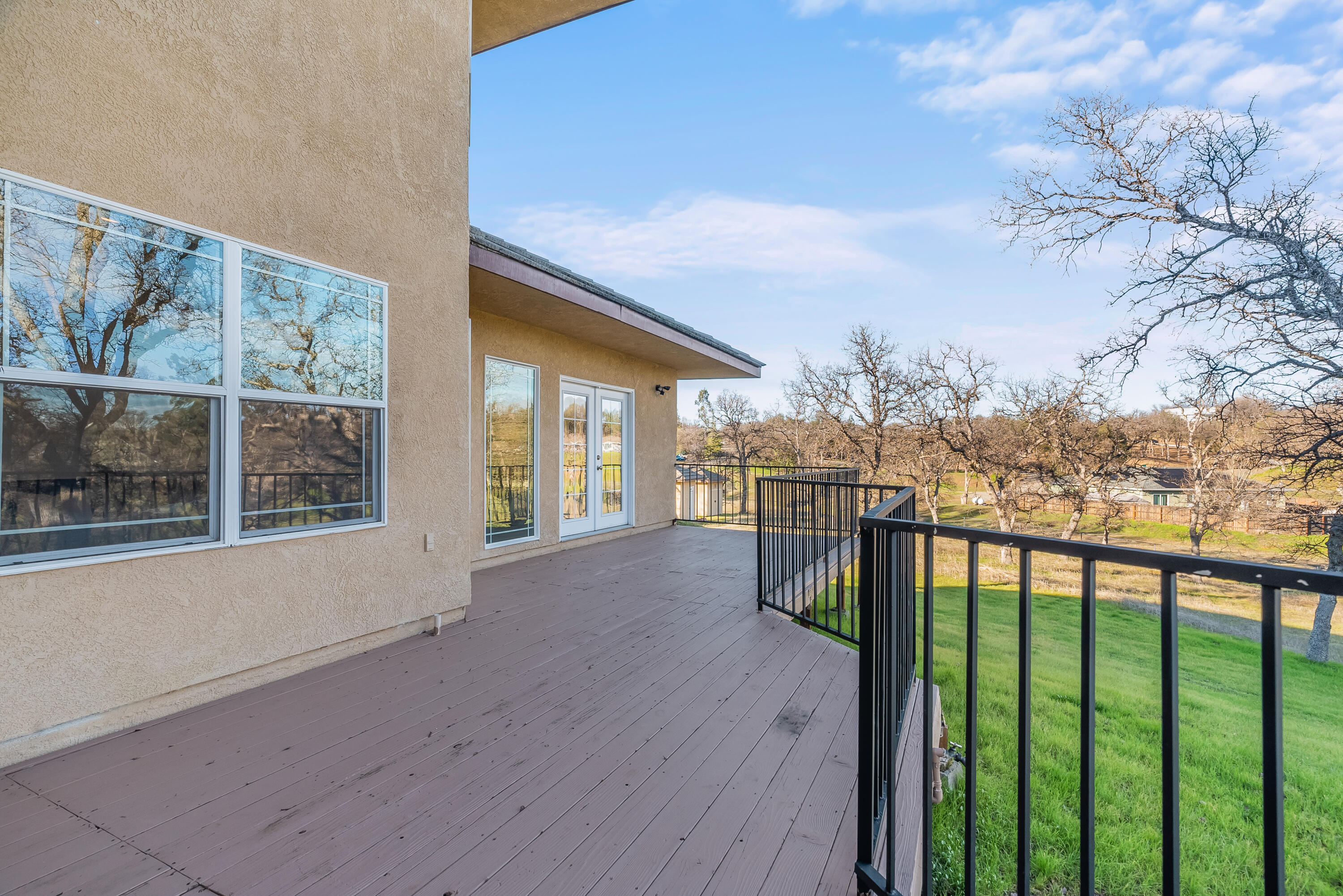 14860 Oak Knoll Drive