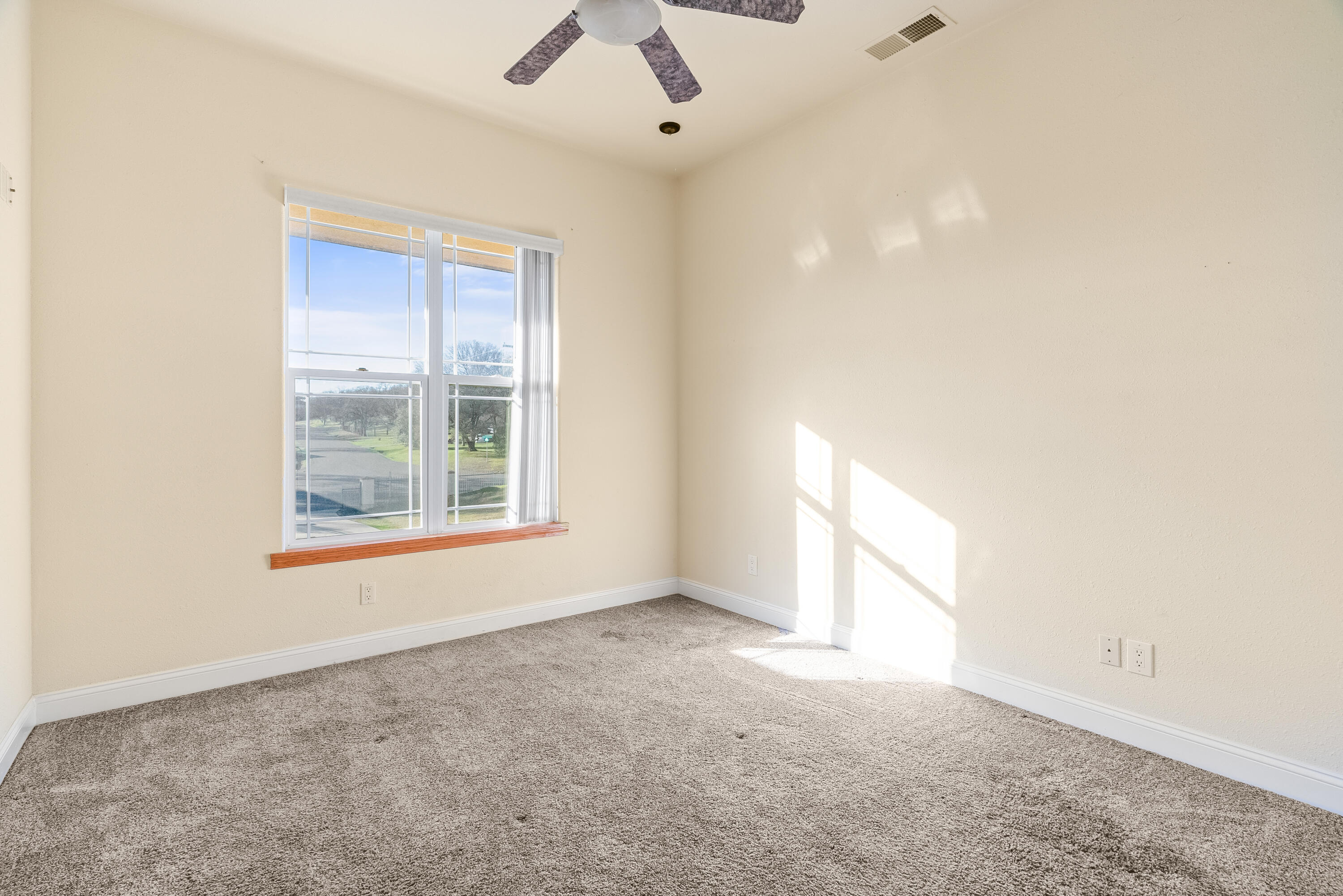 14860 Oak Knoll Drive