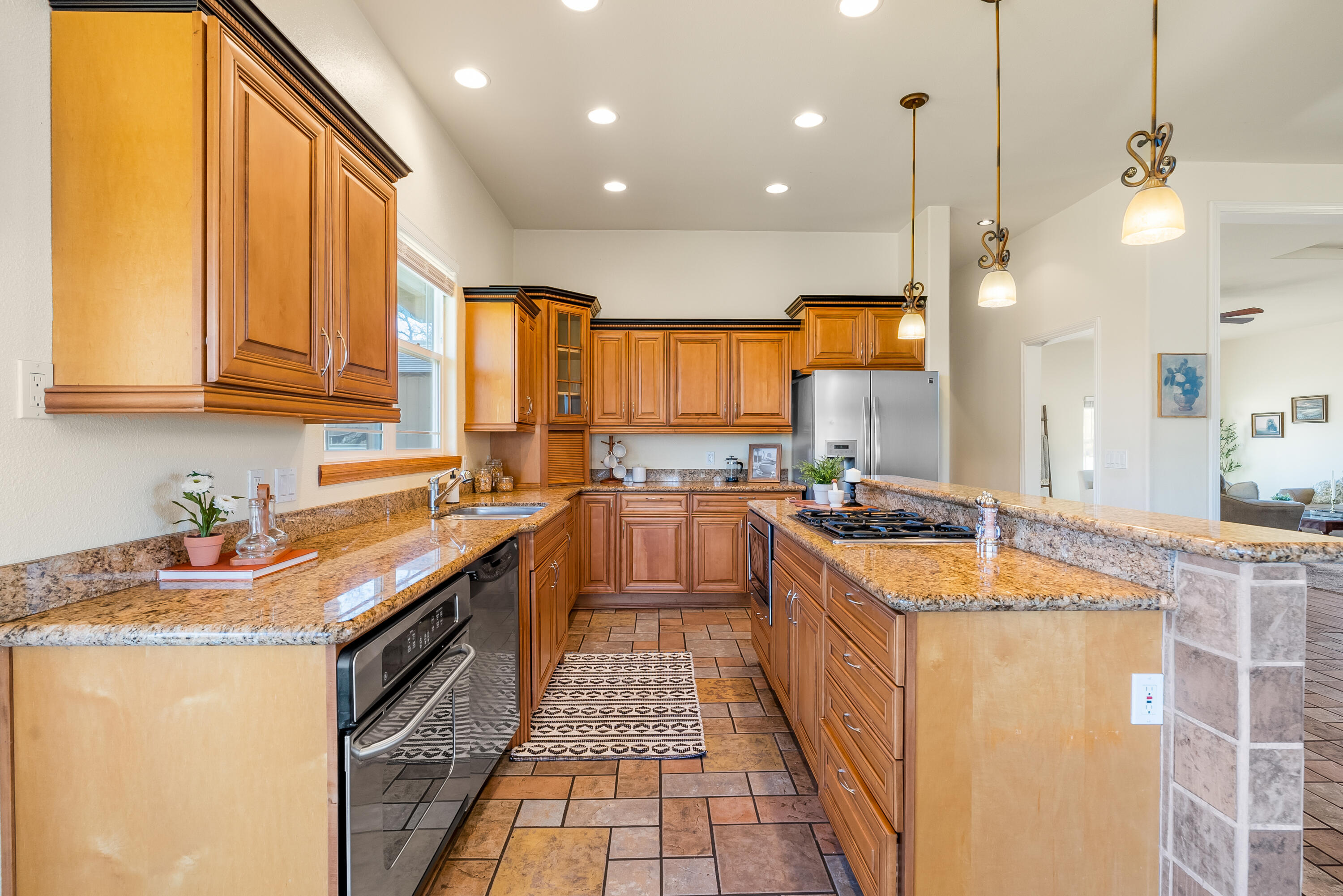 14860 Oak Knoll Drive