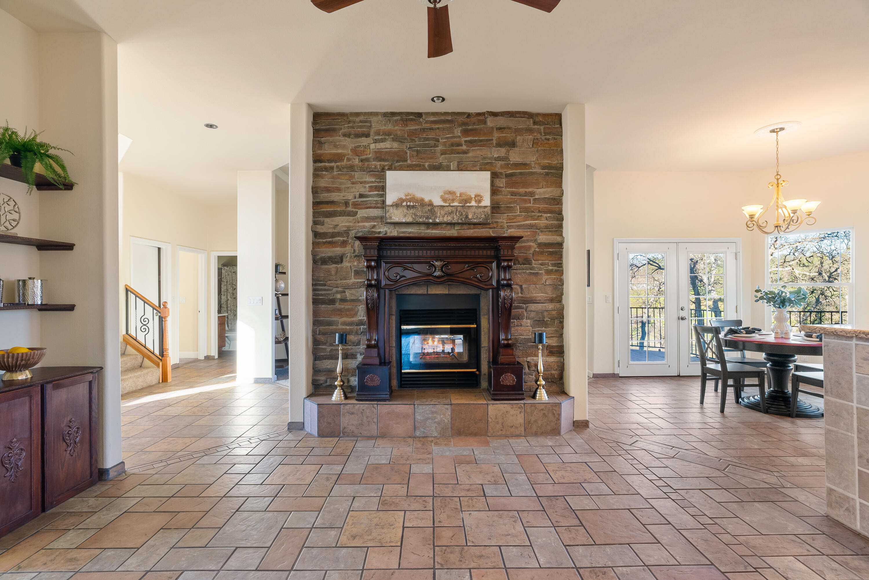 14860 Oak Knoll Drive