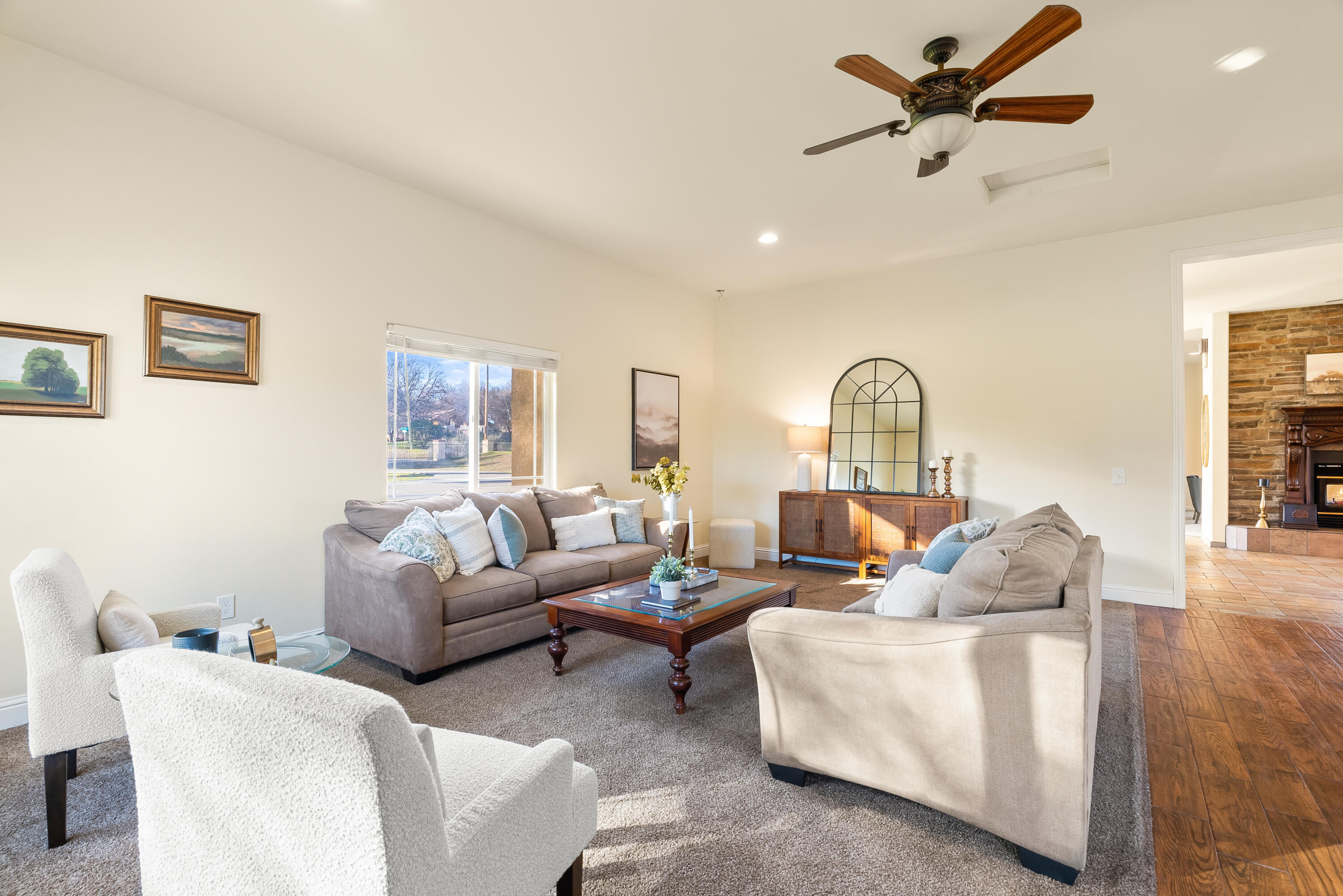 14860 Oak Knoll Drive