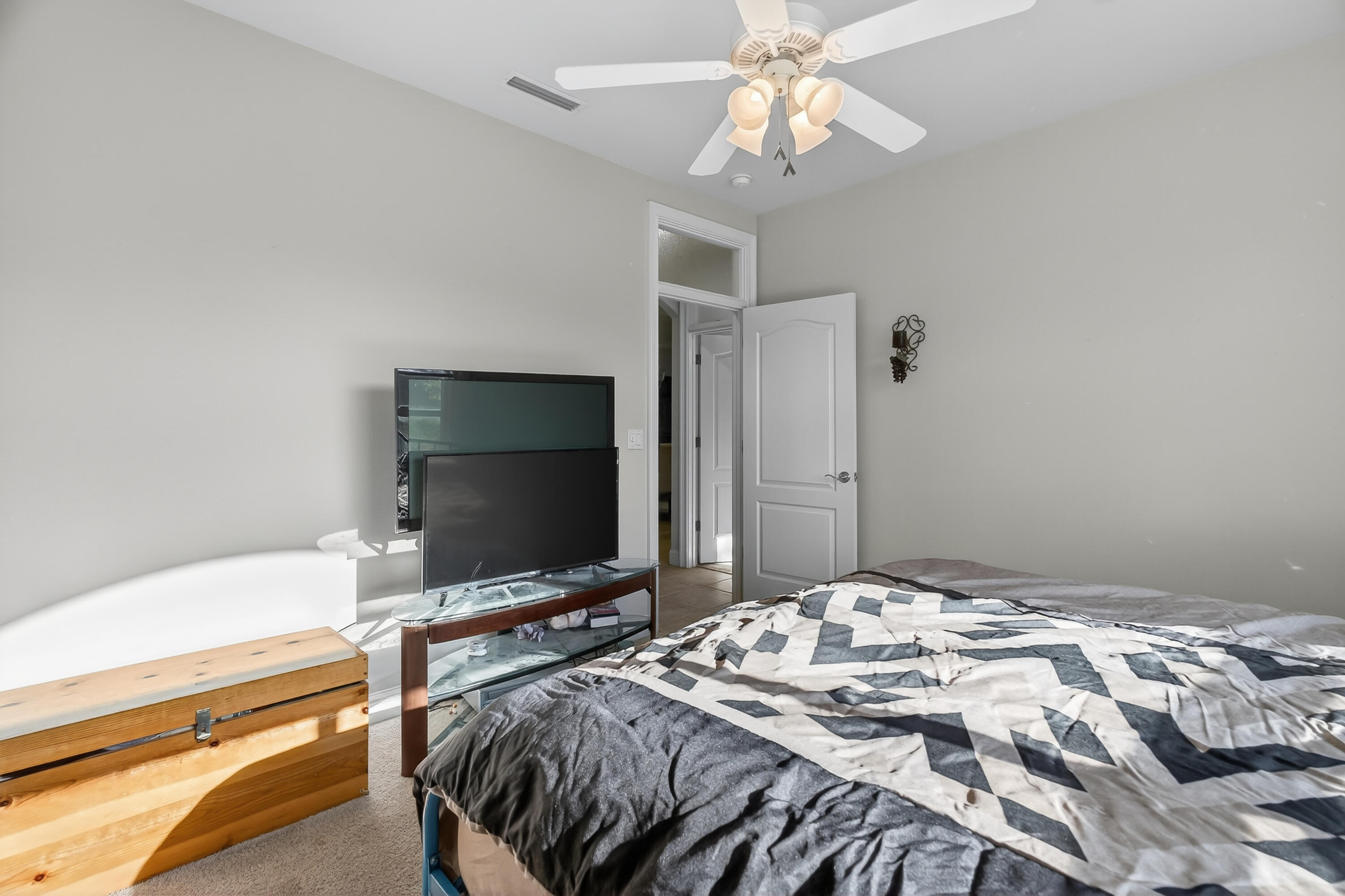 2275 Crescent Moon Drive