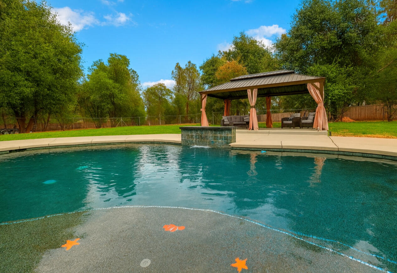 6703 High Valley Road