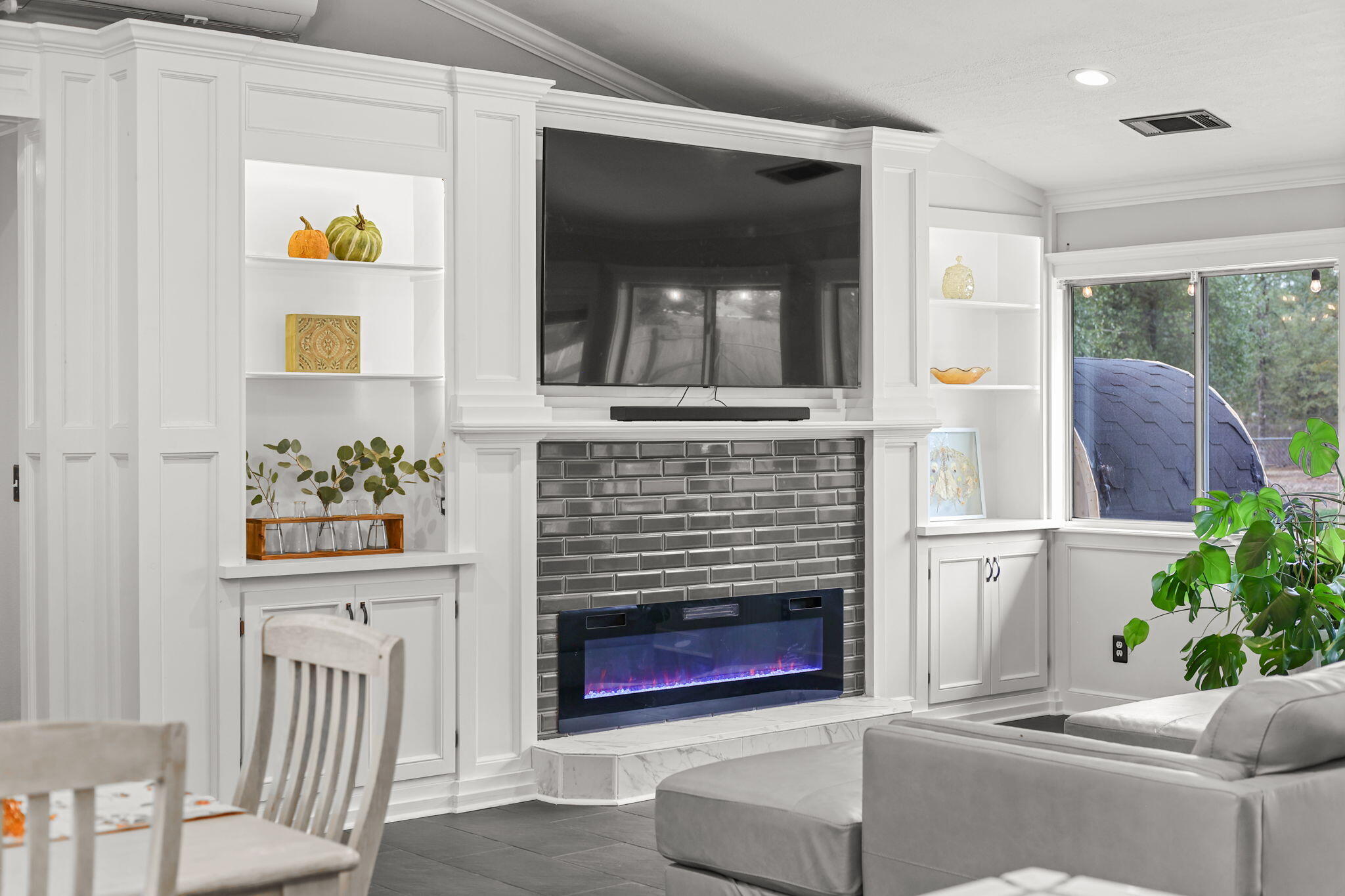 6703 High Valley Road