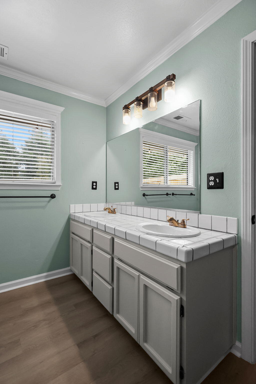 6703 High Valley Road