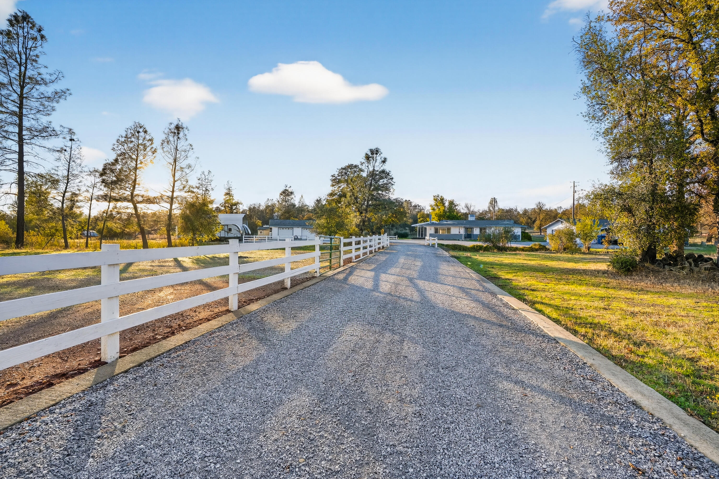 11969 Jack Pine Lane, Redding