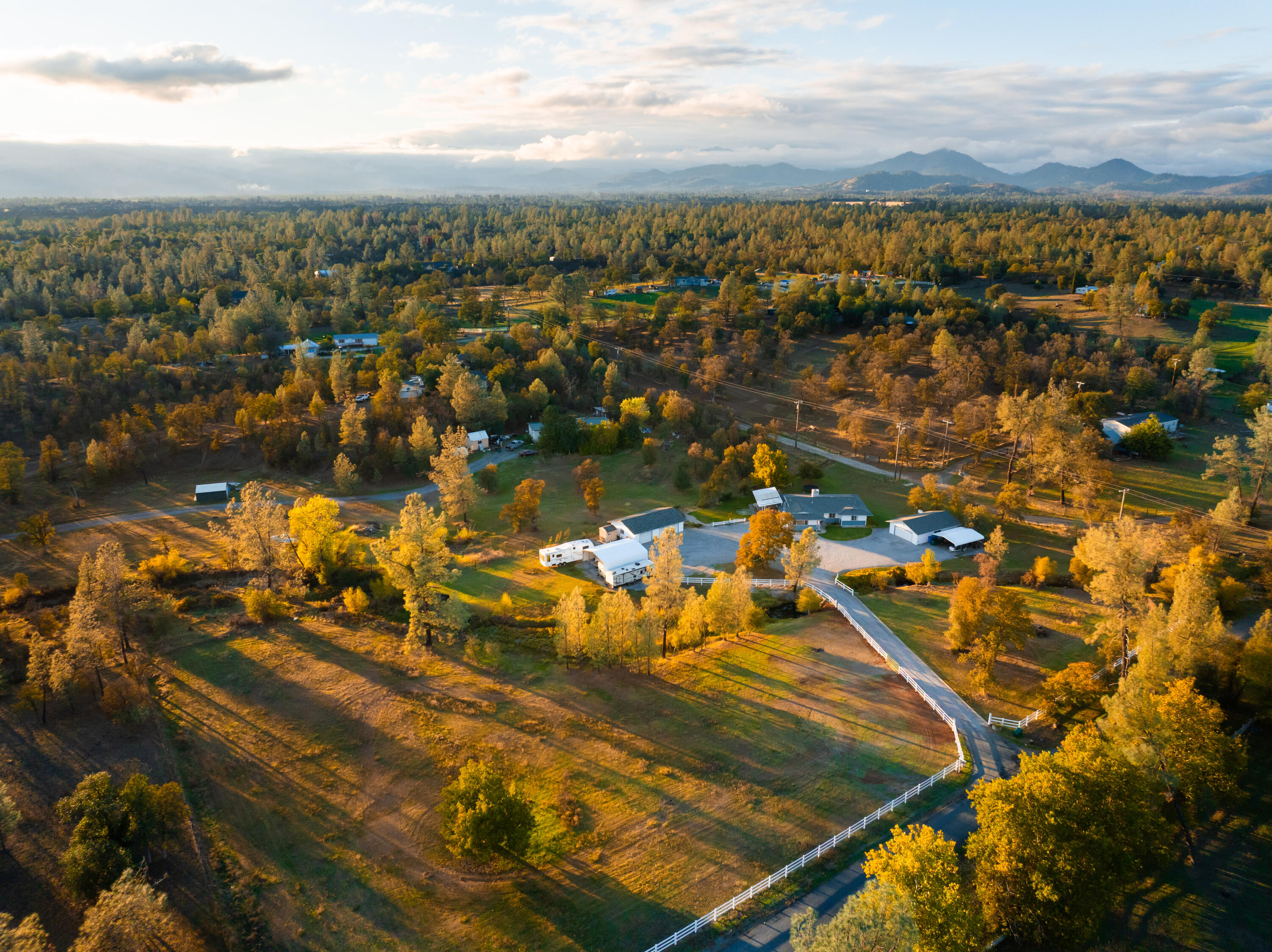 11969 Jack Pine Lane, Redding