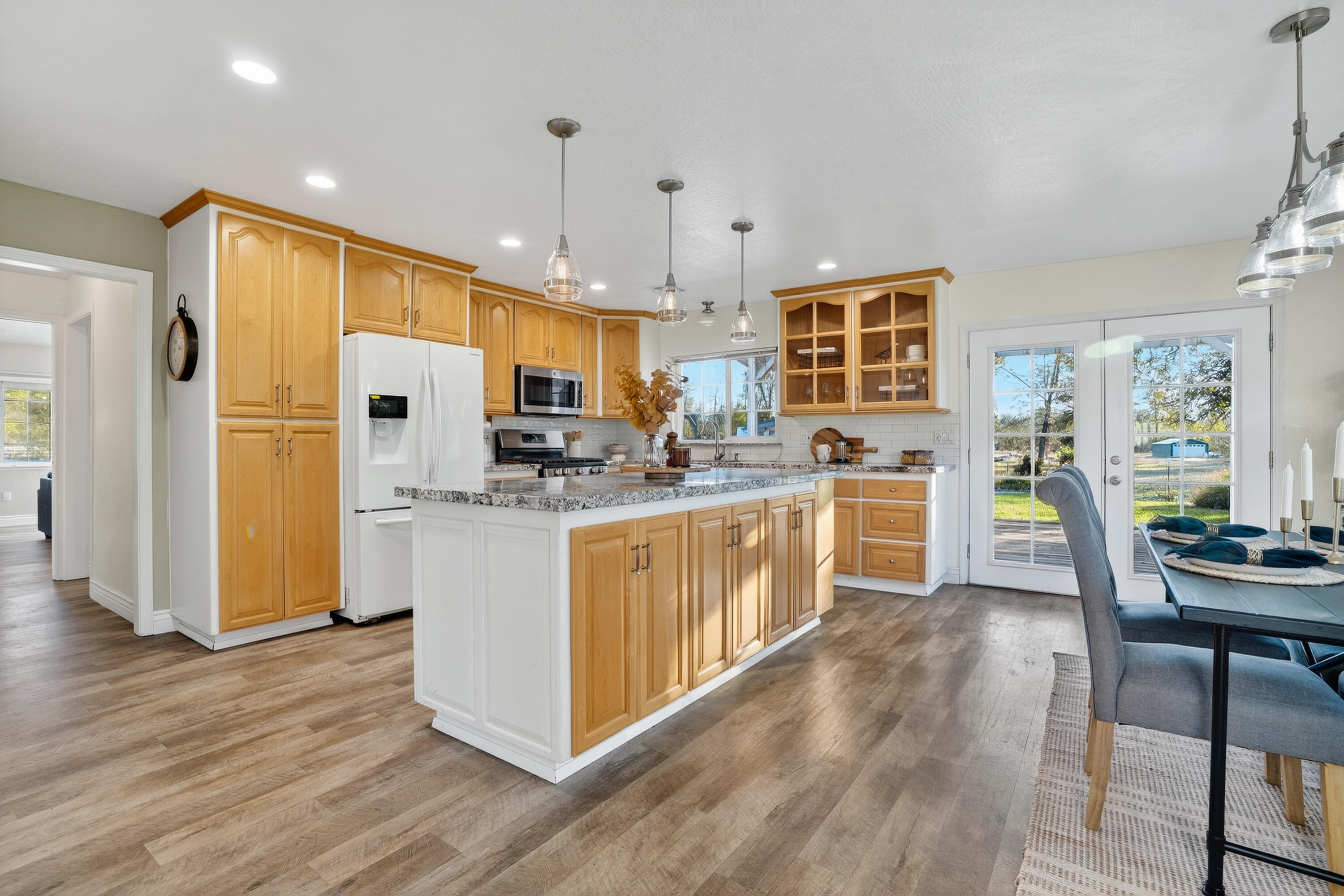 11969 Jack Pine Lane, Redding