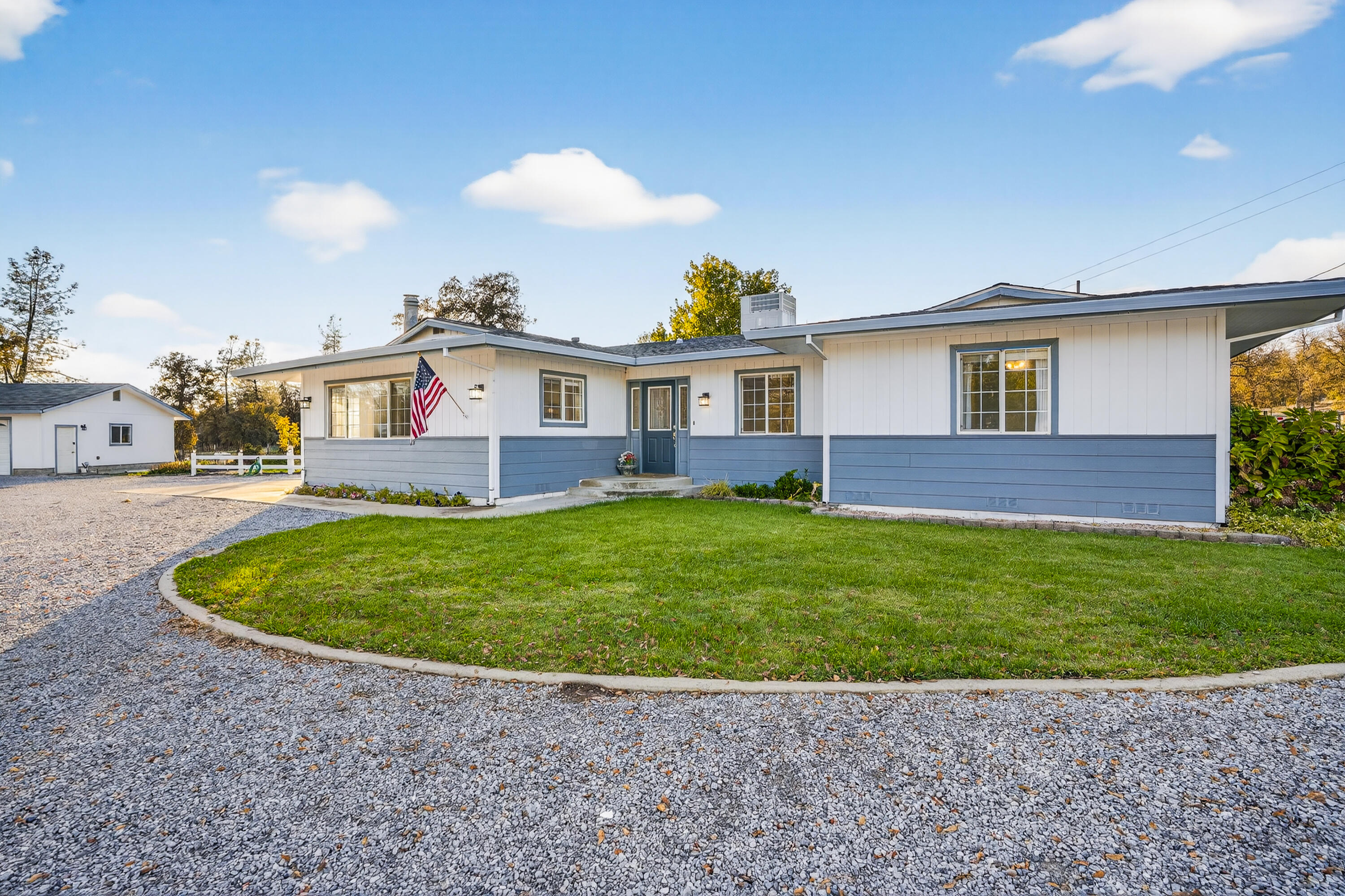 11969 Jack Pine Lane, Redding