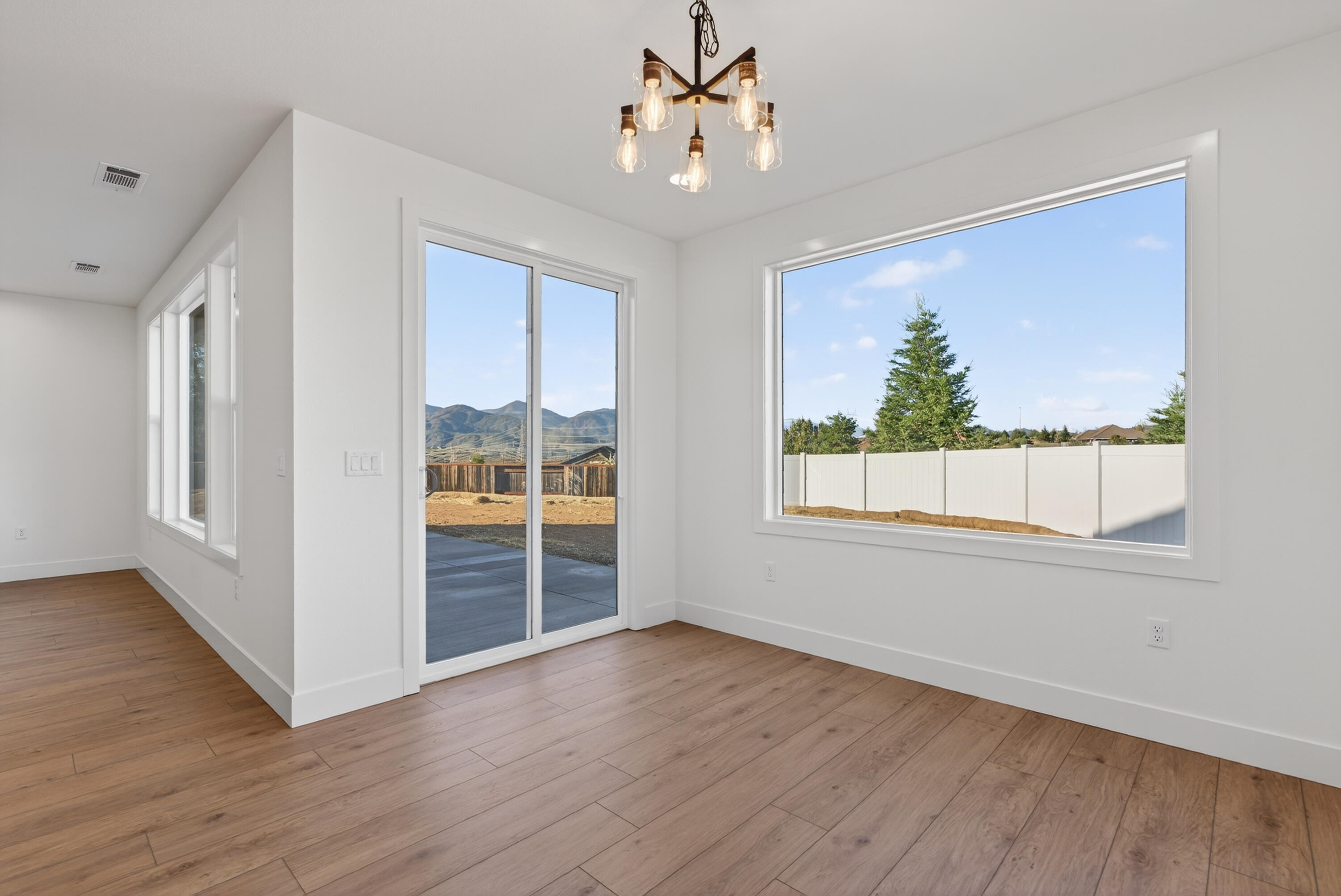 4806 Ferrington Court, Redding