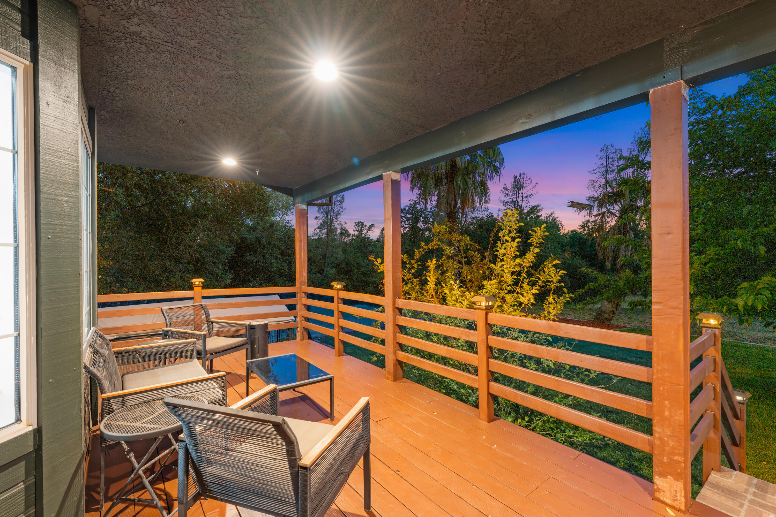 1355 Hope Lane, Redding