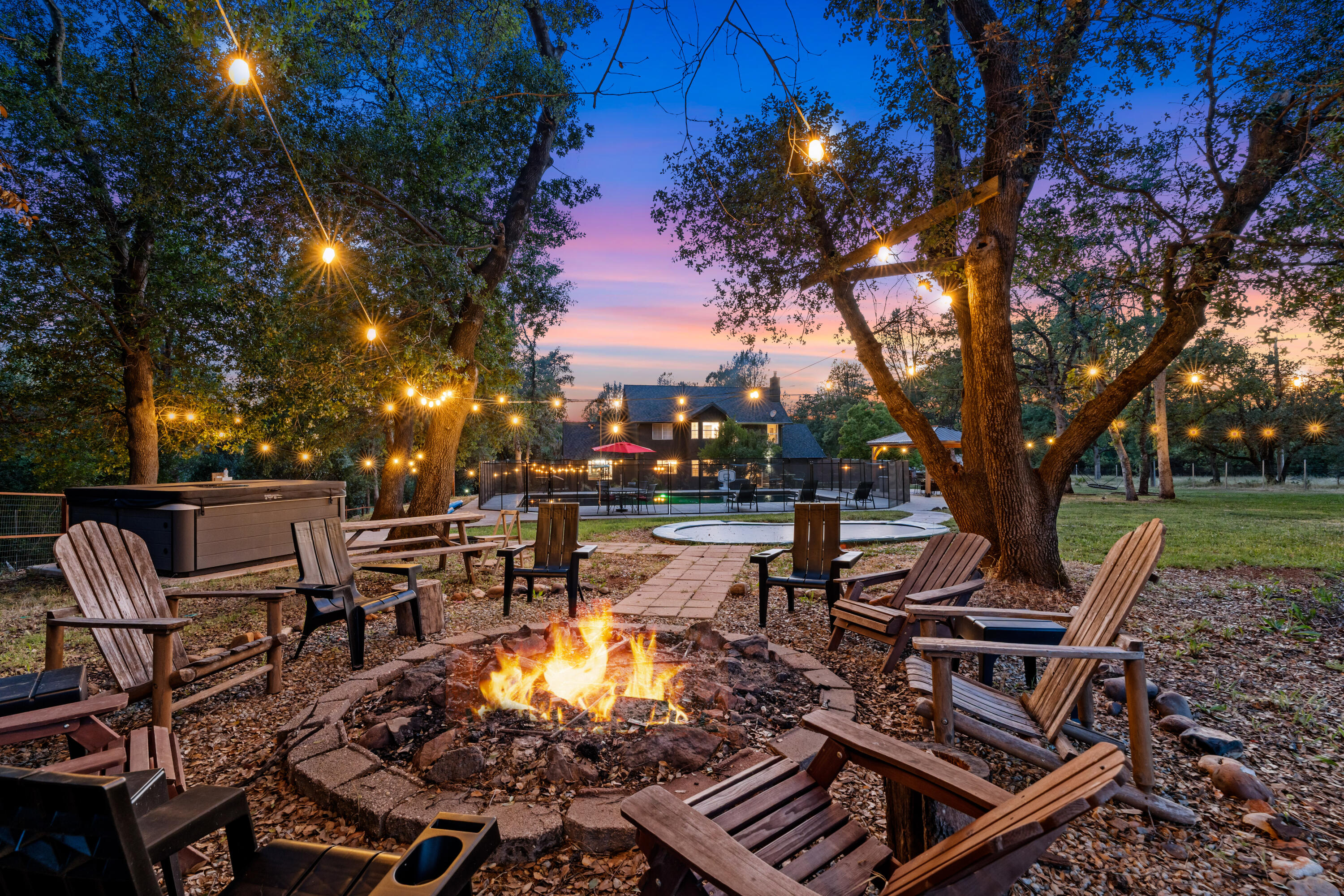 1355 Hope Lane, Redding