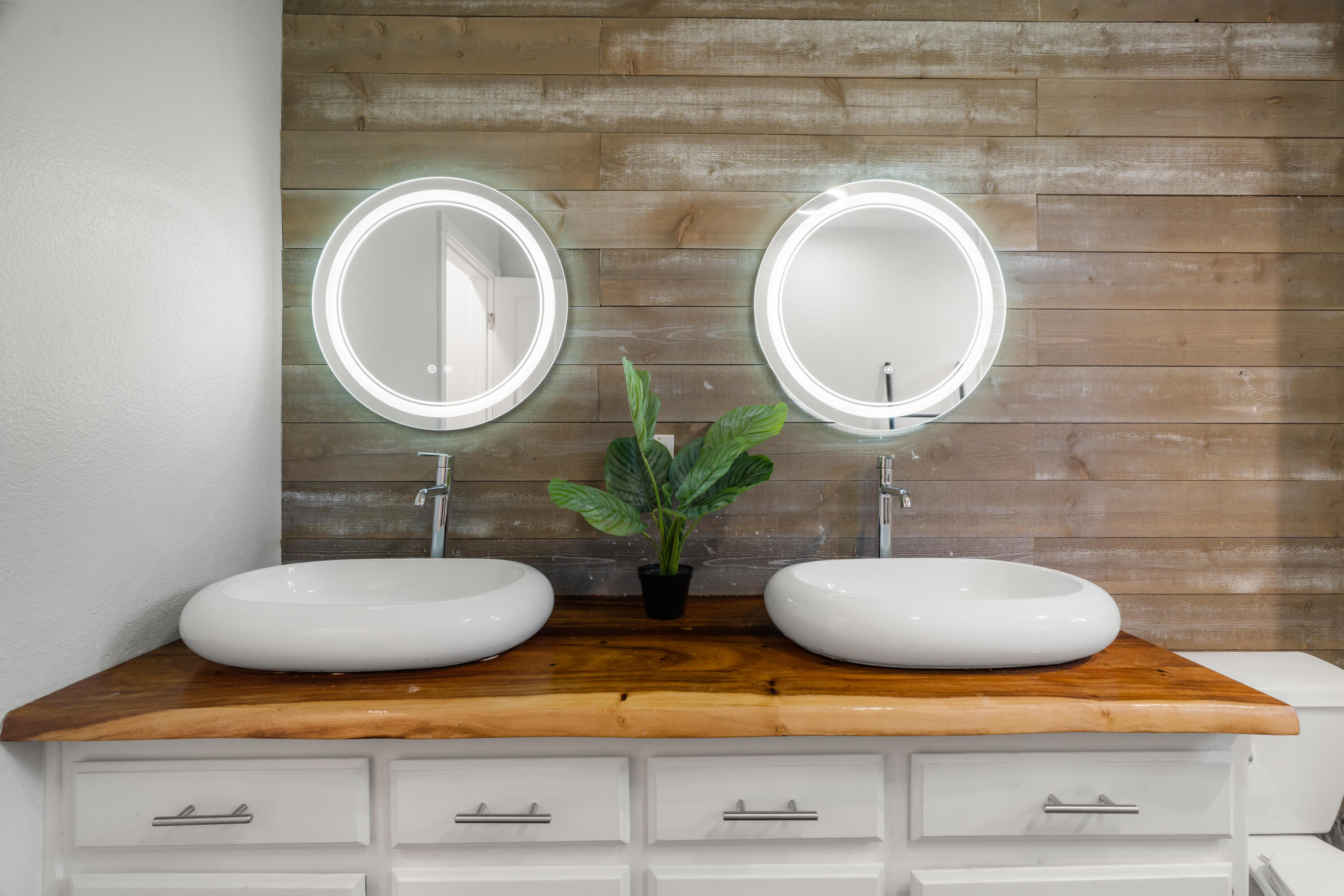 1355 Hope Lane, Redding