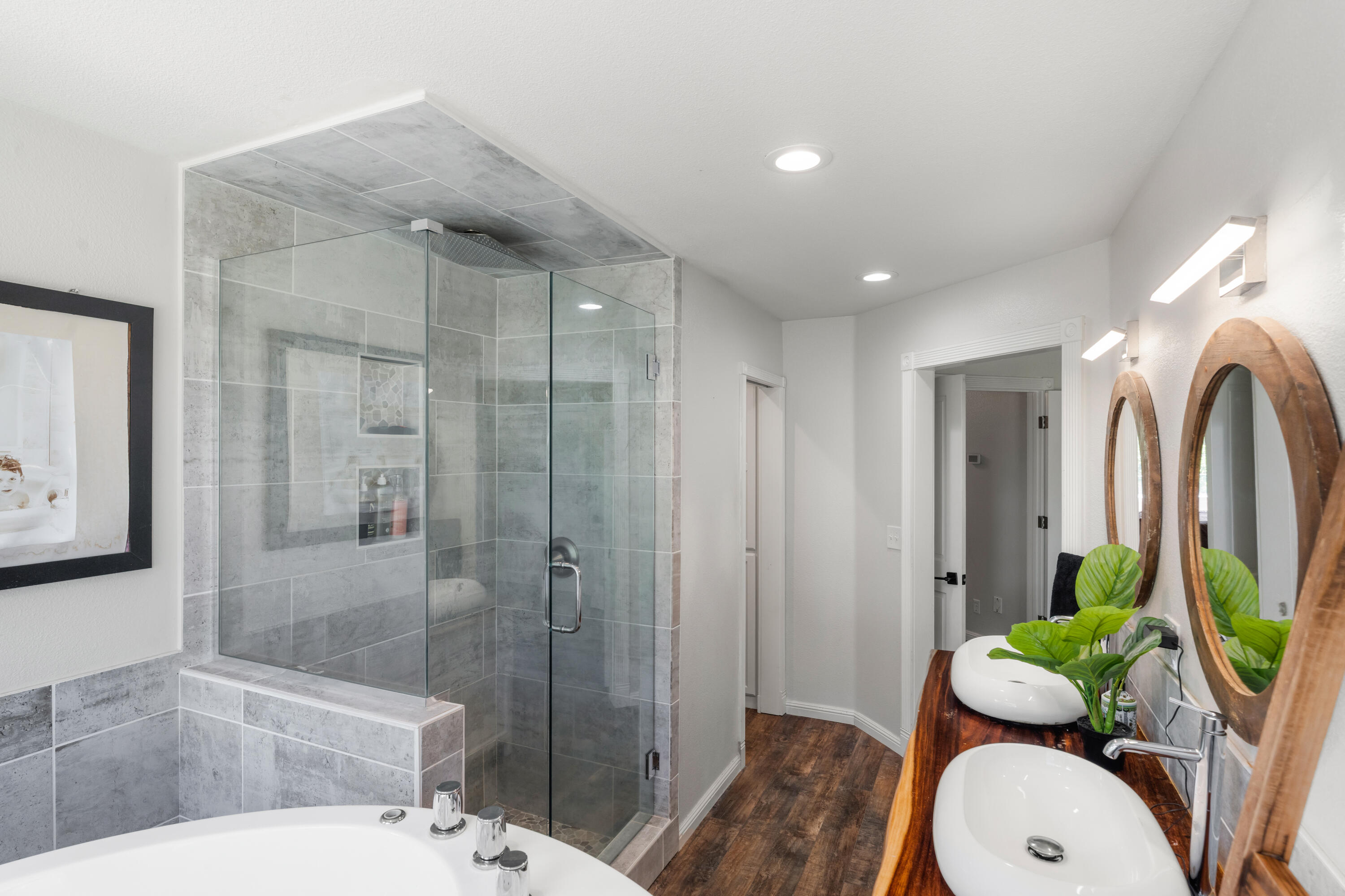 1355 Hope Lane, Redding