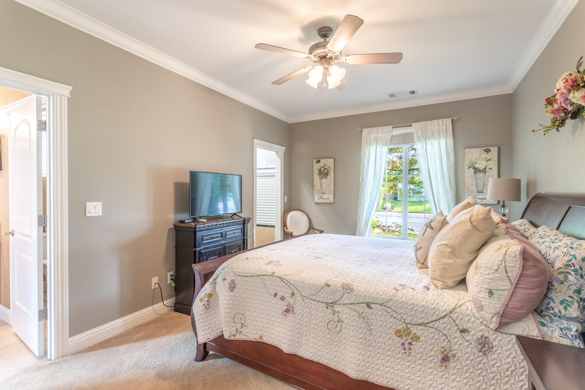 4836 St Charles Drive