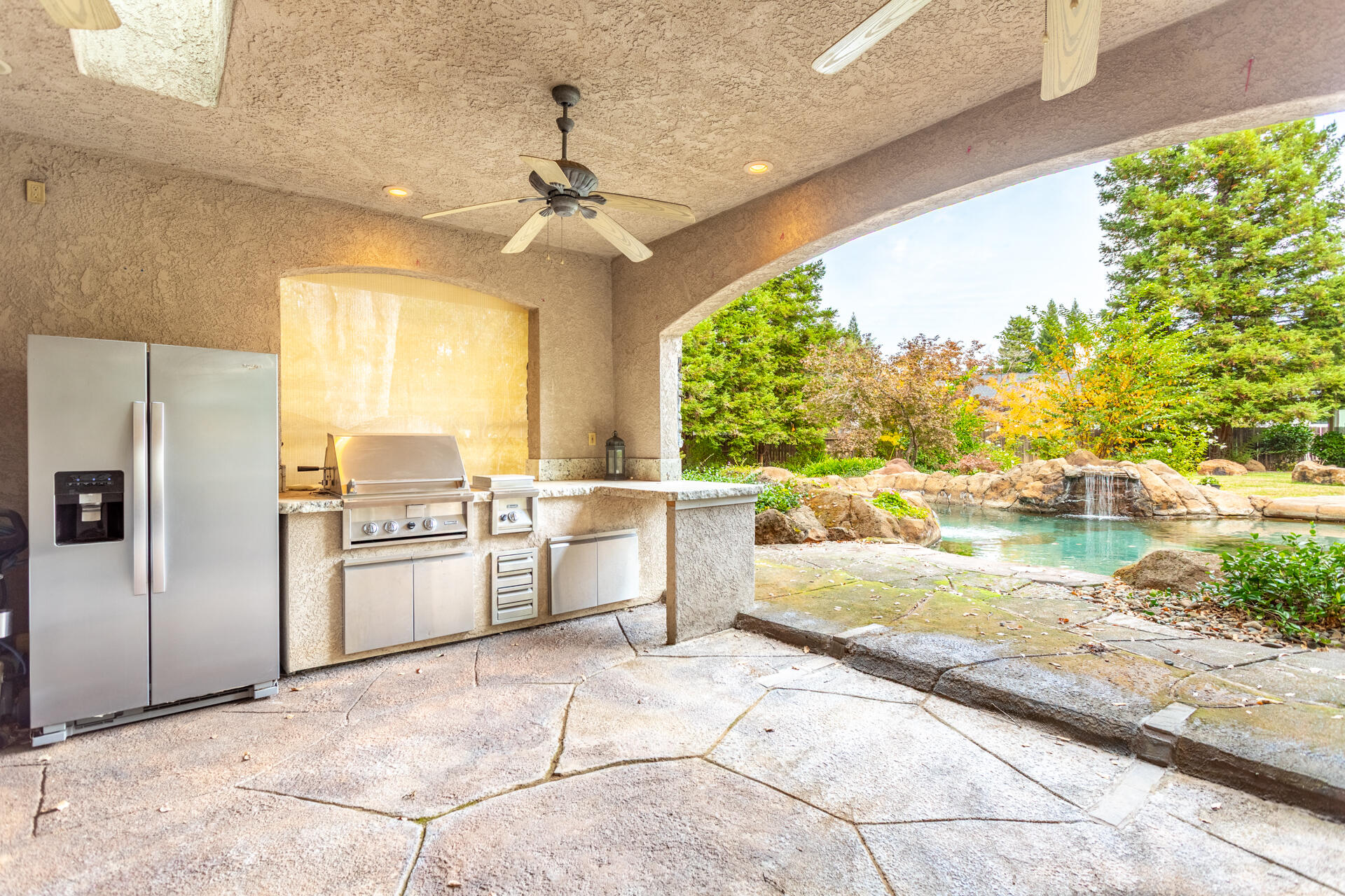 4836 St Charles Drive