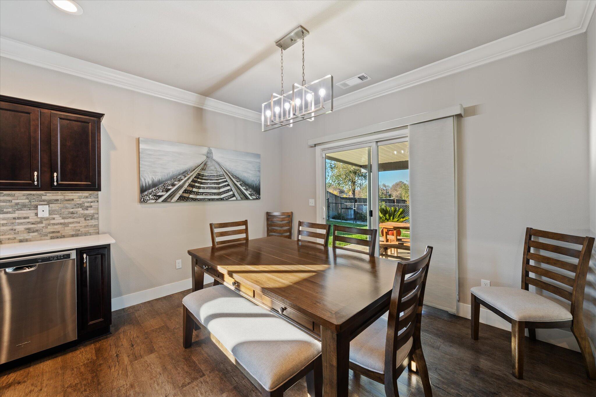 20280 Ballentine Drive