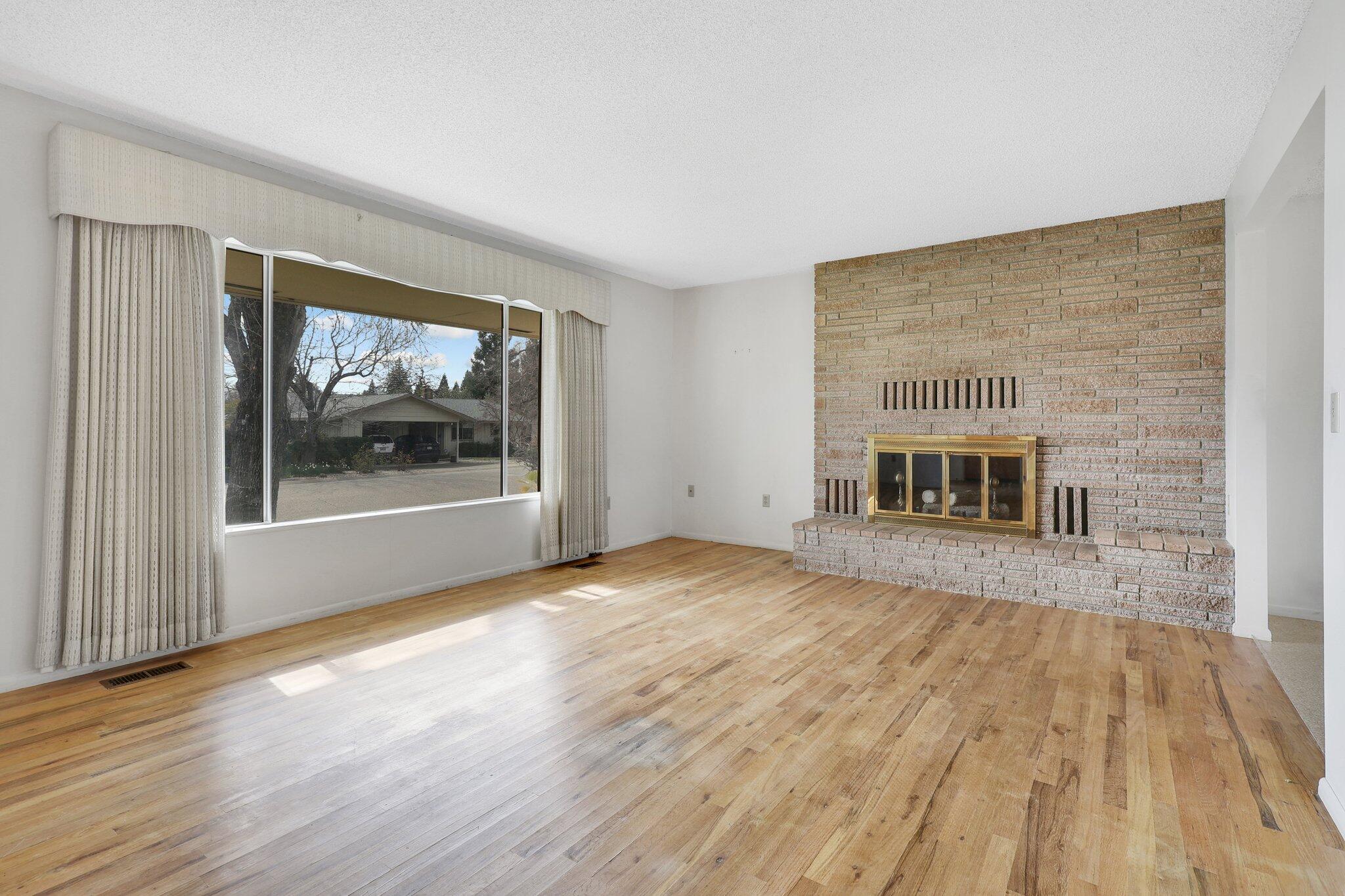 830 Royal Oak Drive