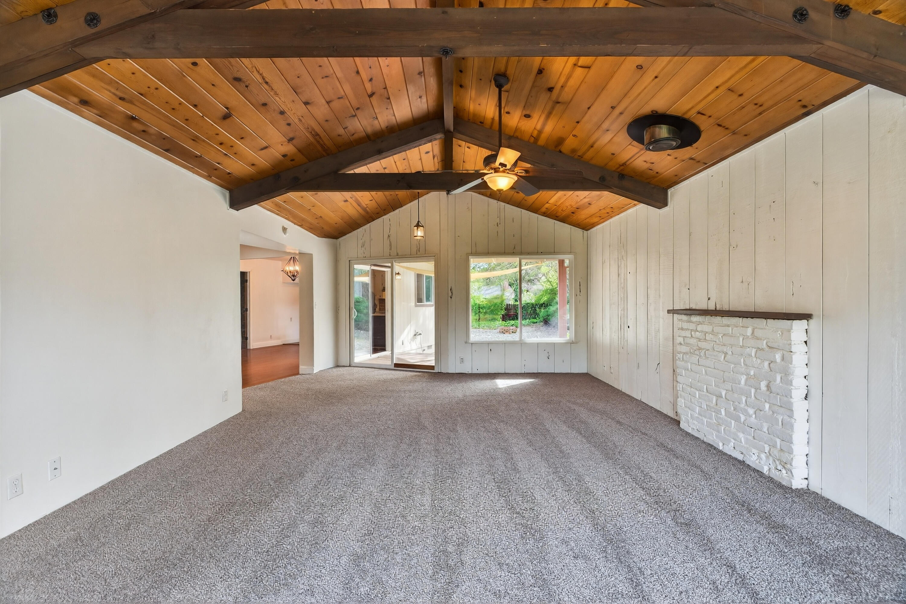 4160 Travona Court