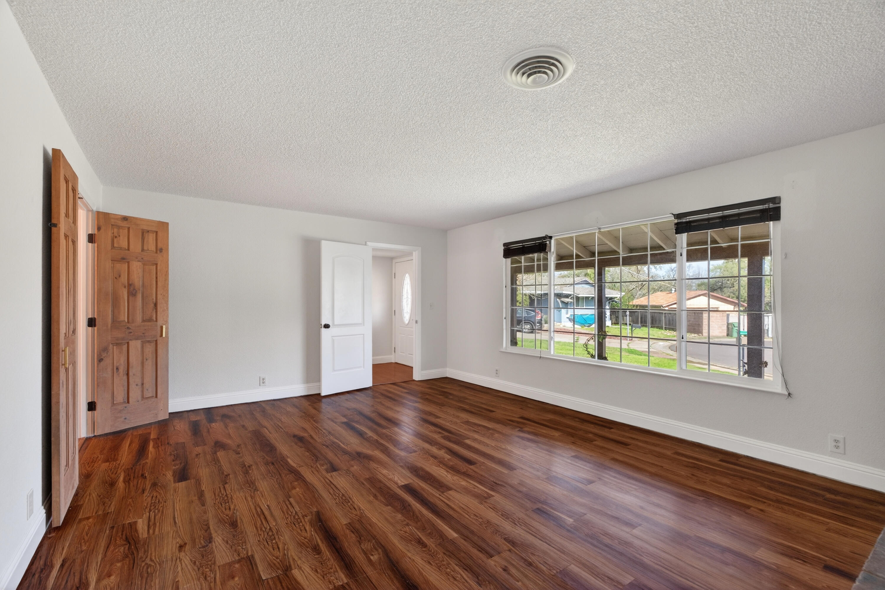 4160 Travona Court
