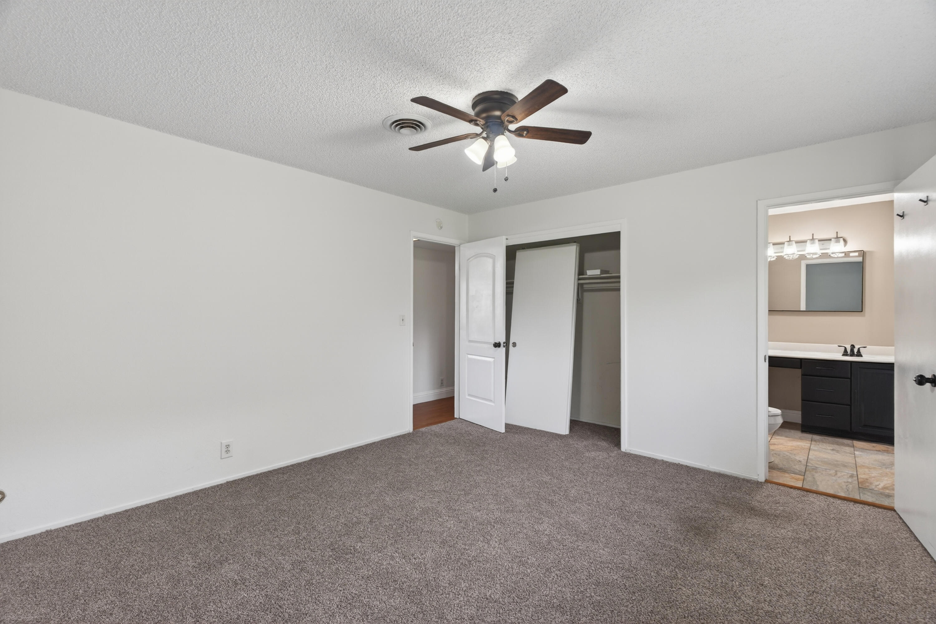 4160 Travona Court