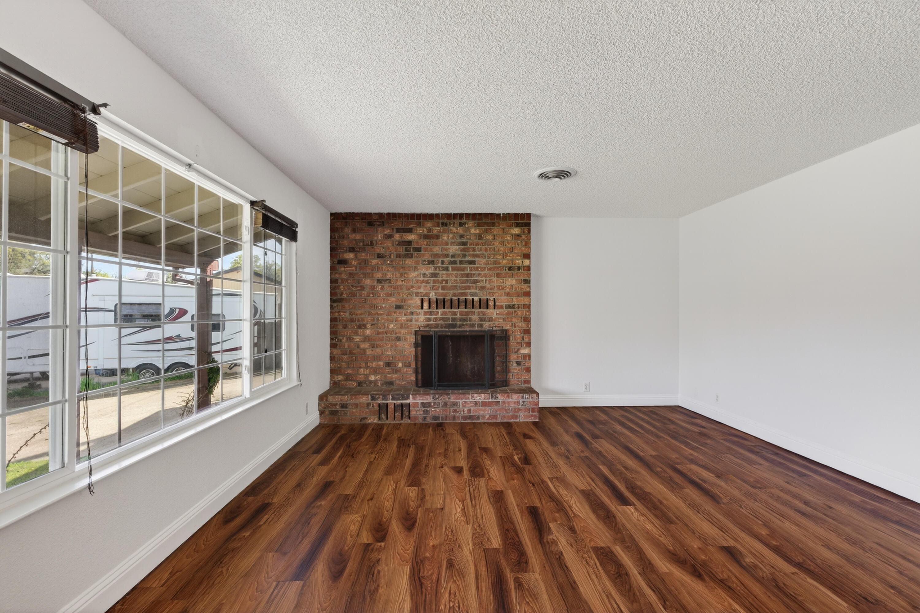 4160 Travona Court