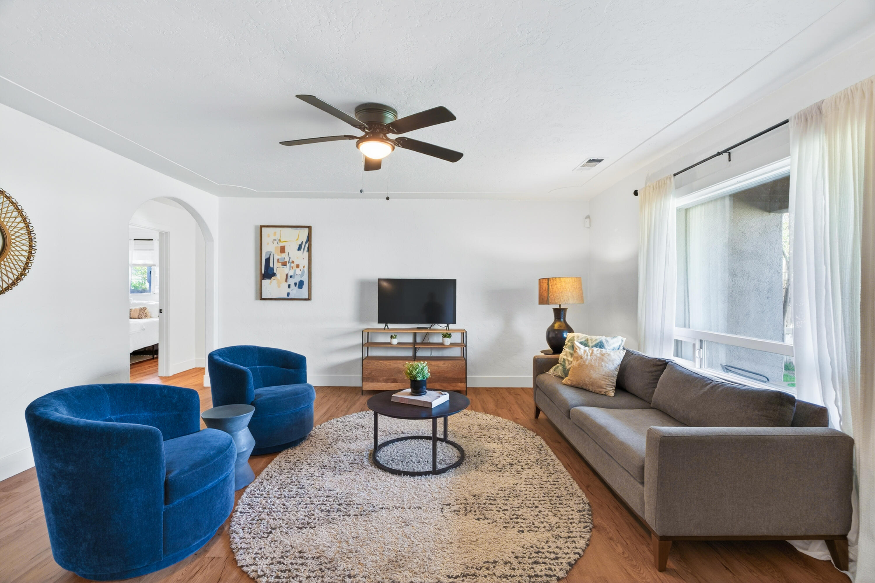 1005 Gold Street