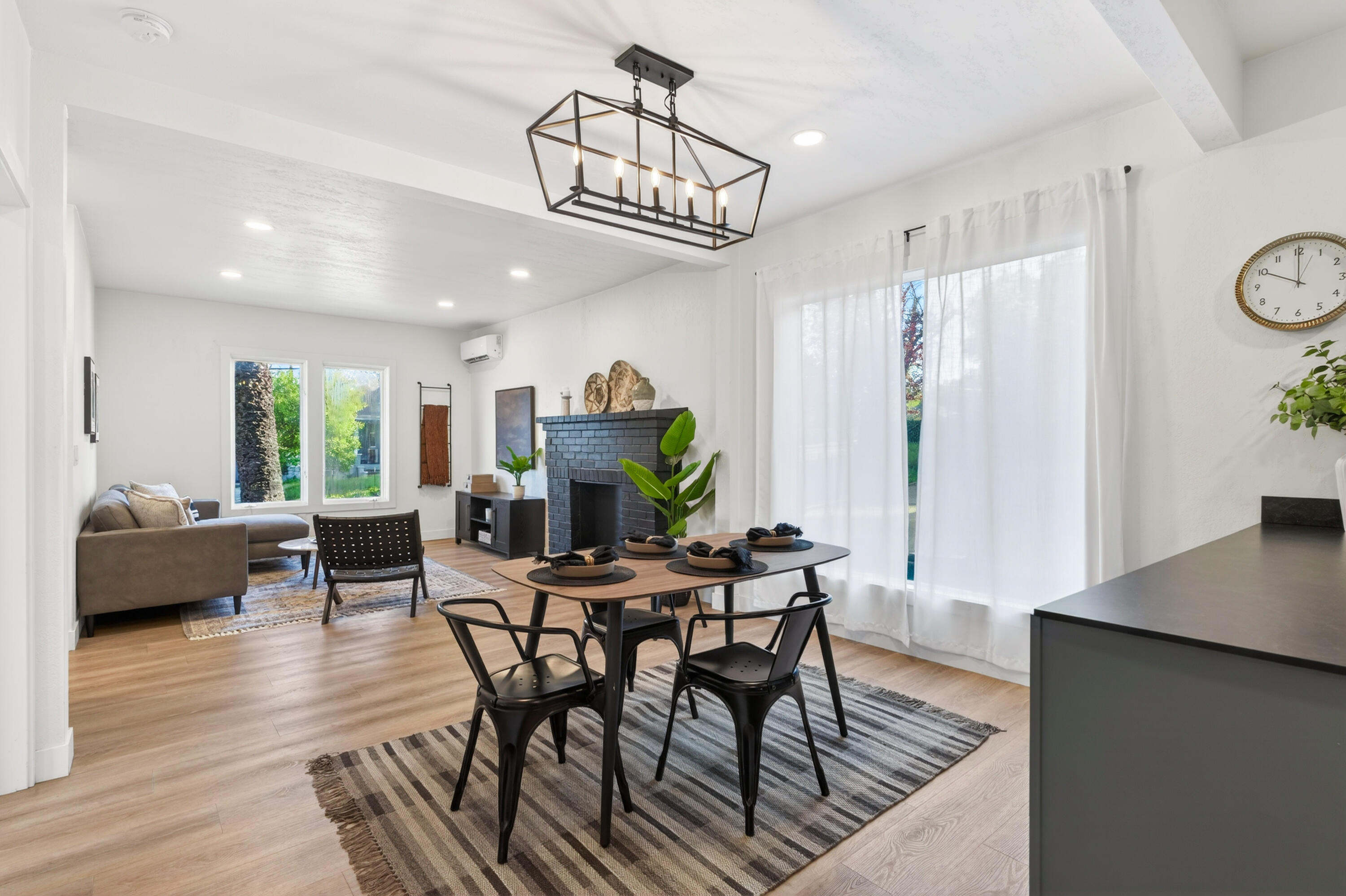2036 Placer Street