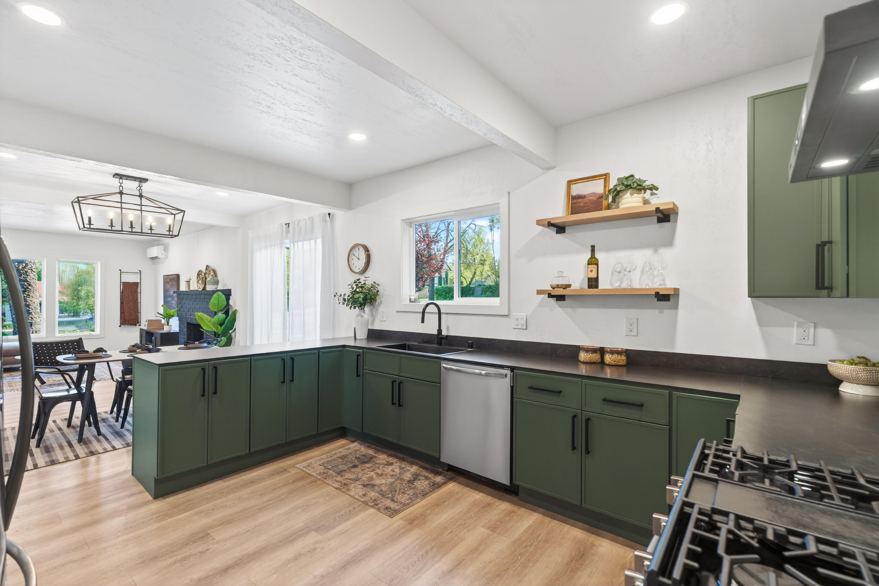 2036 Placer Street