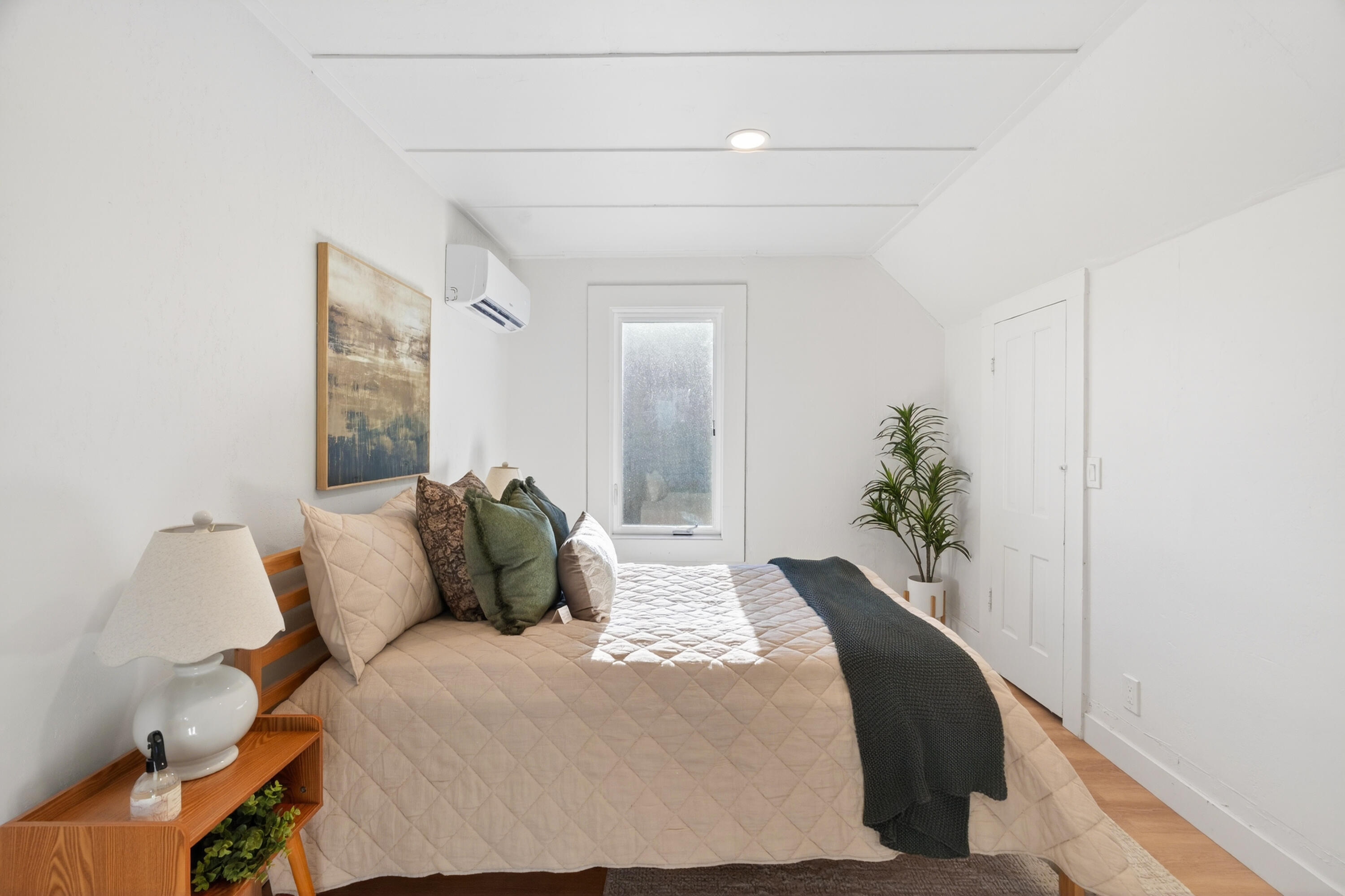 2036 Placer Street