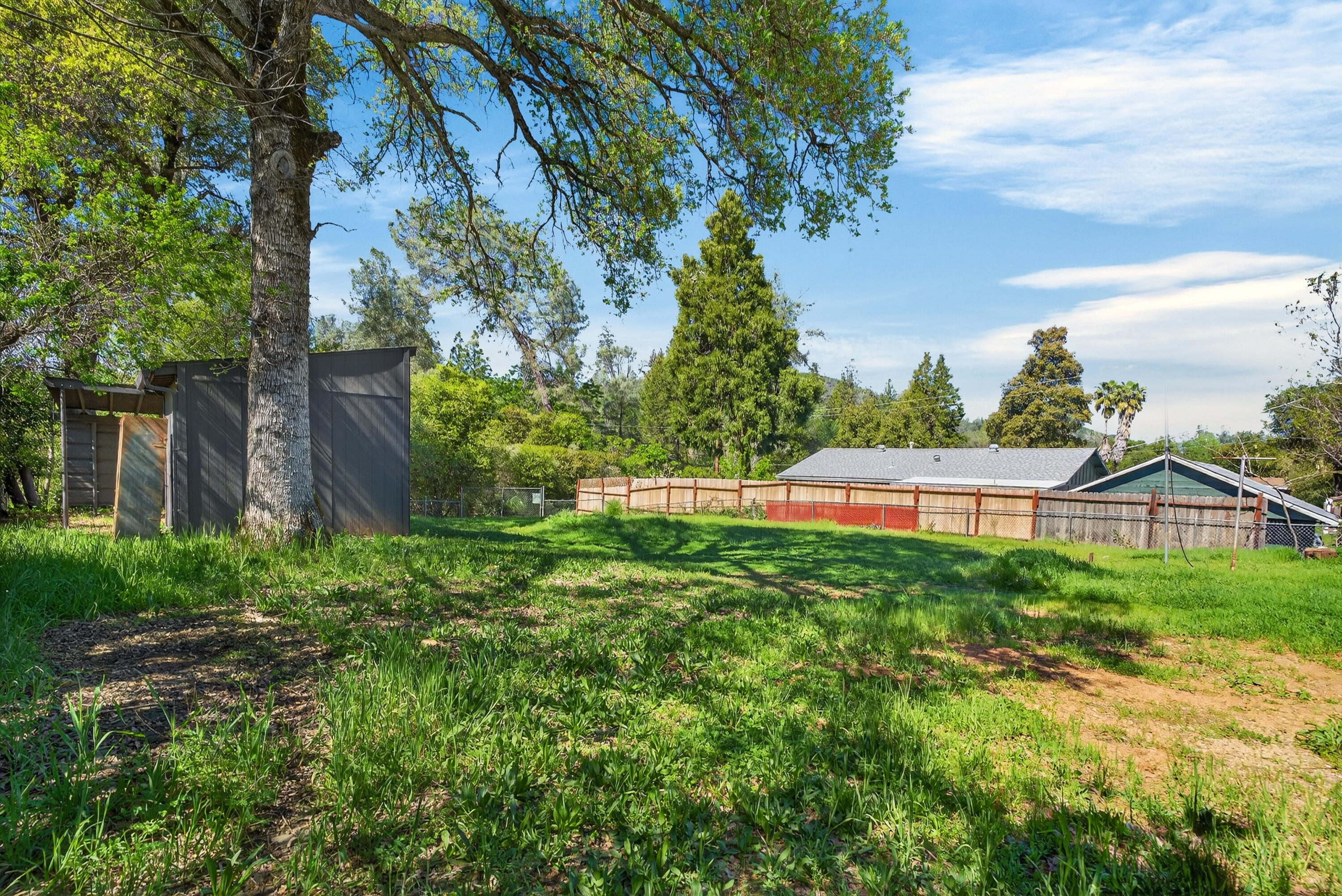 13642 Hill Boulevard