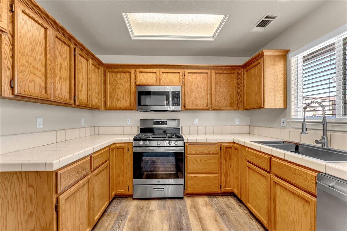 3198 Wandsworth Drive