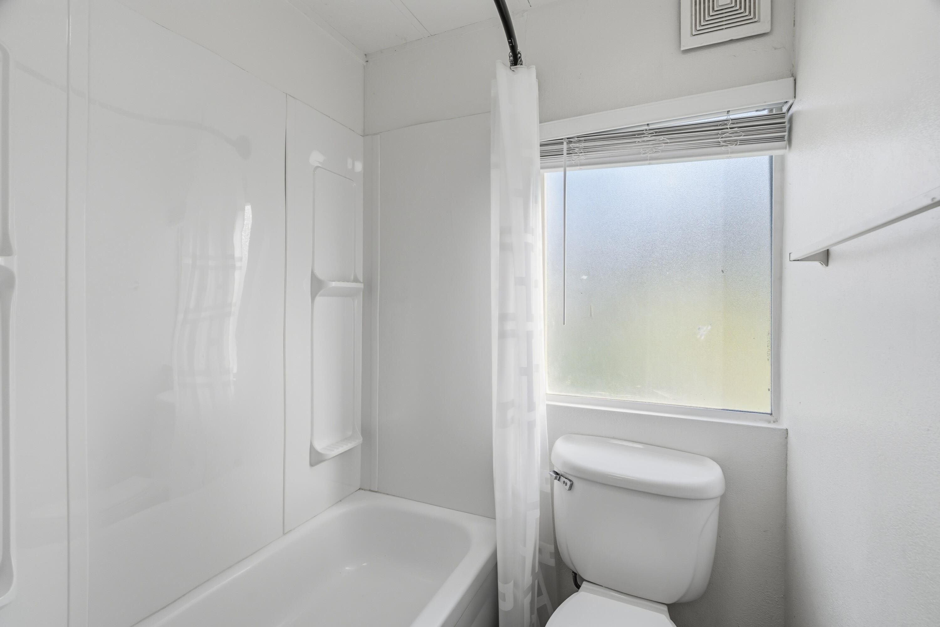 21484 Driftwood Trail