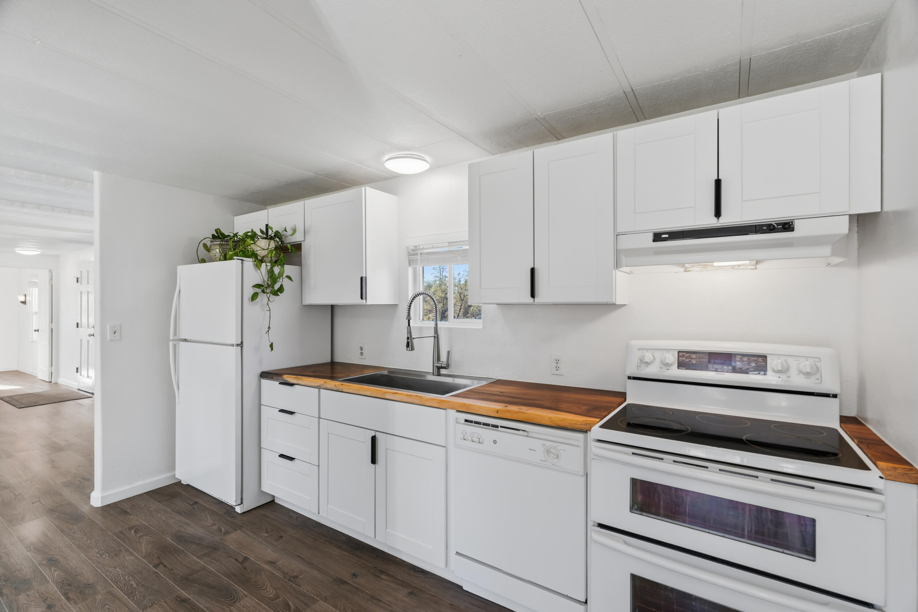 21484 Driftwood Trail