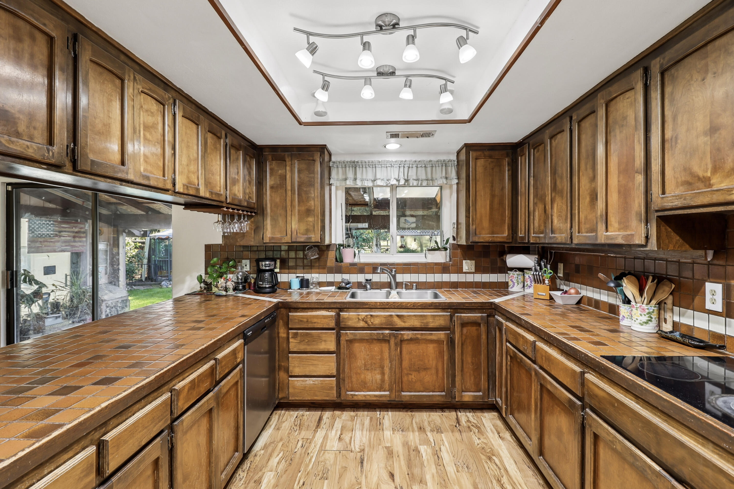 1648 Filaree Drive