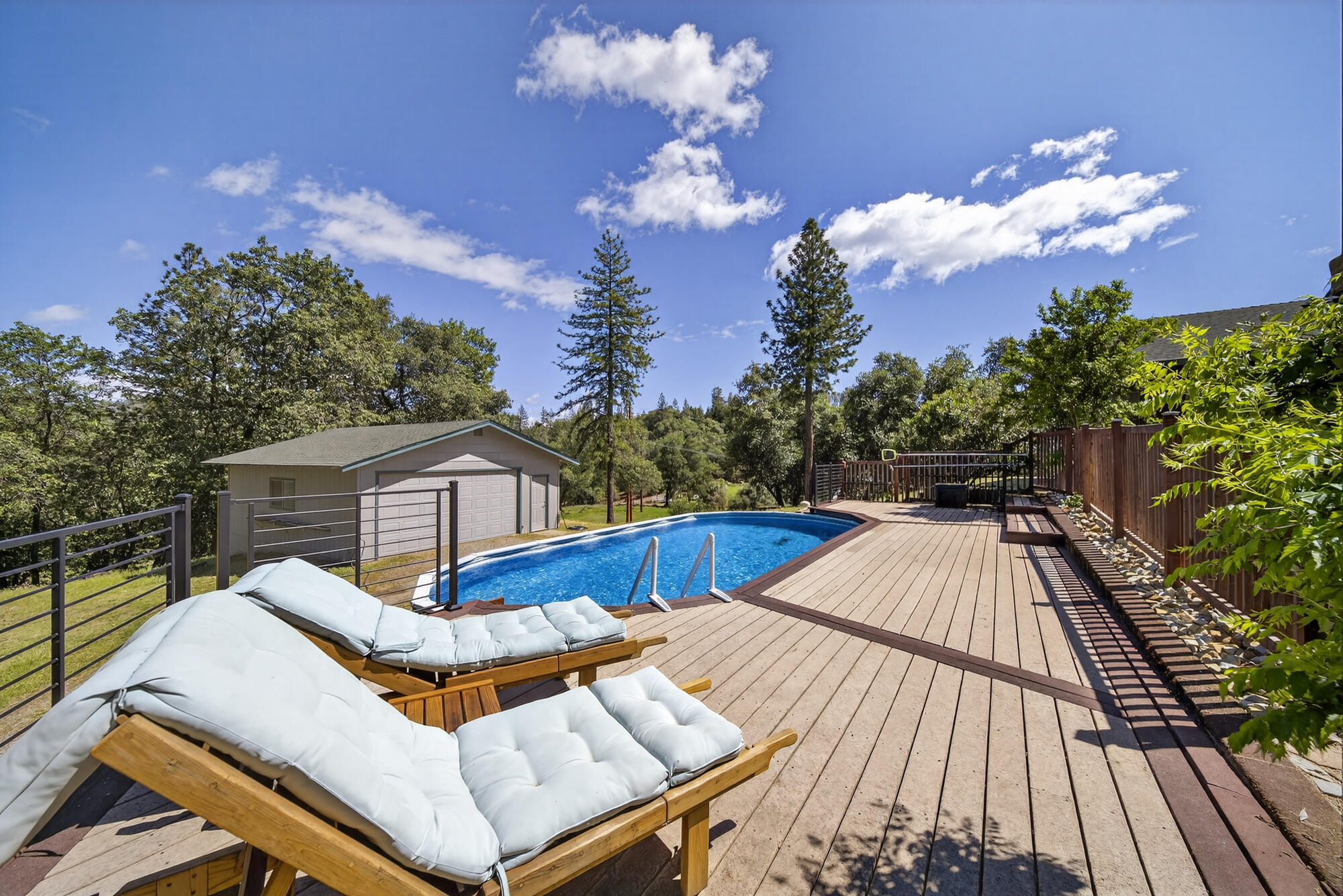 14385 Sundown Drive