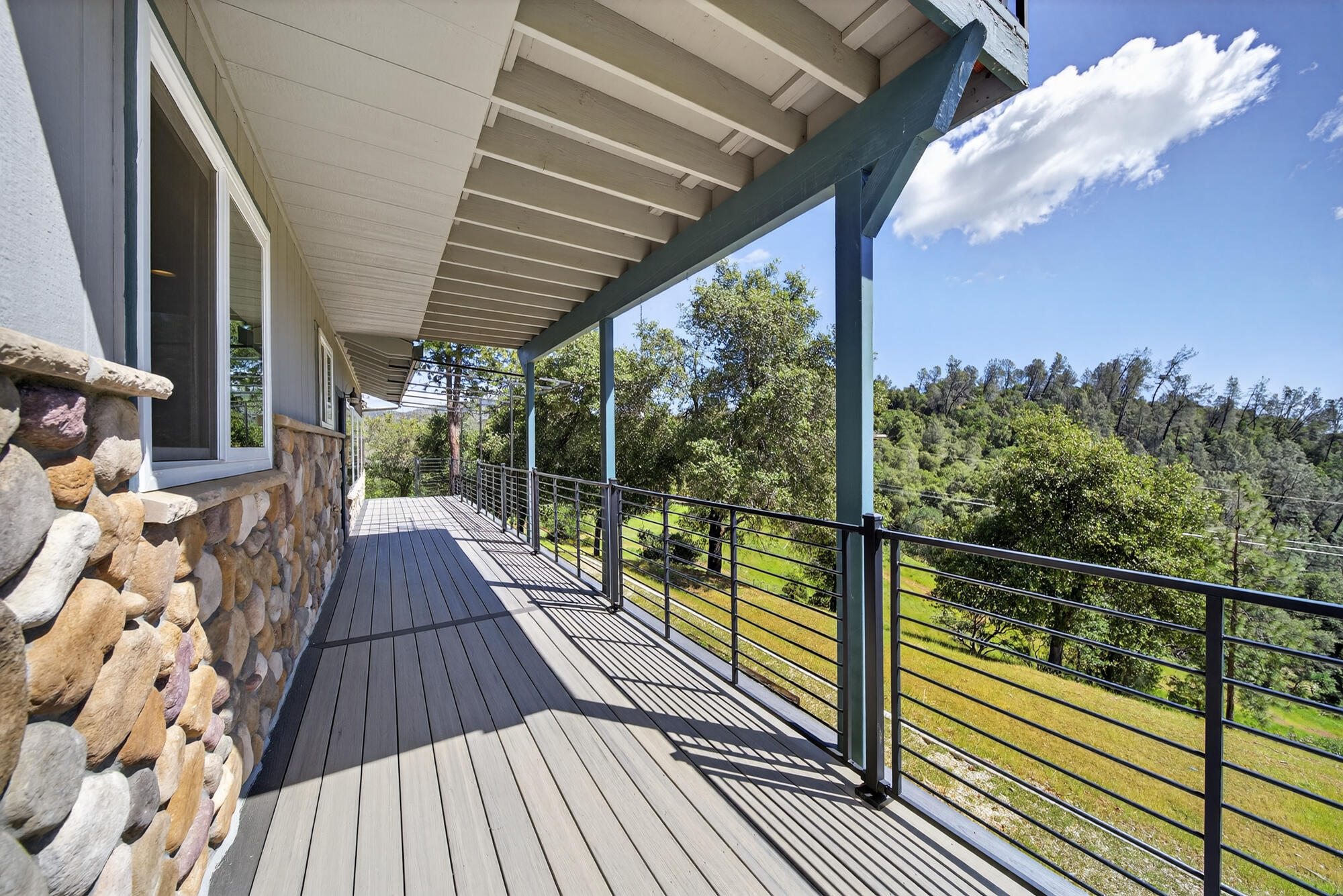 14385 Sundown Drive
