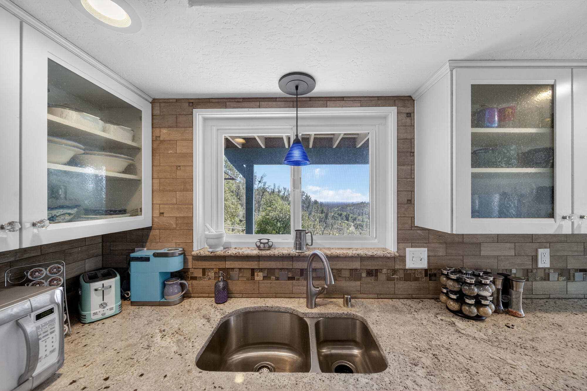 14385 Sundown Drive