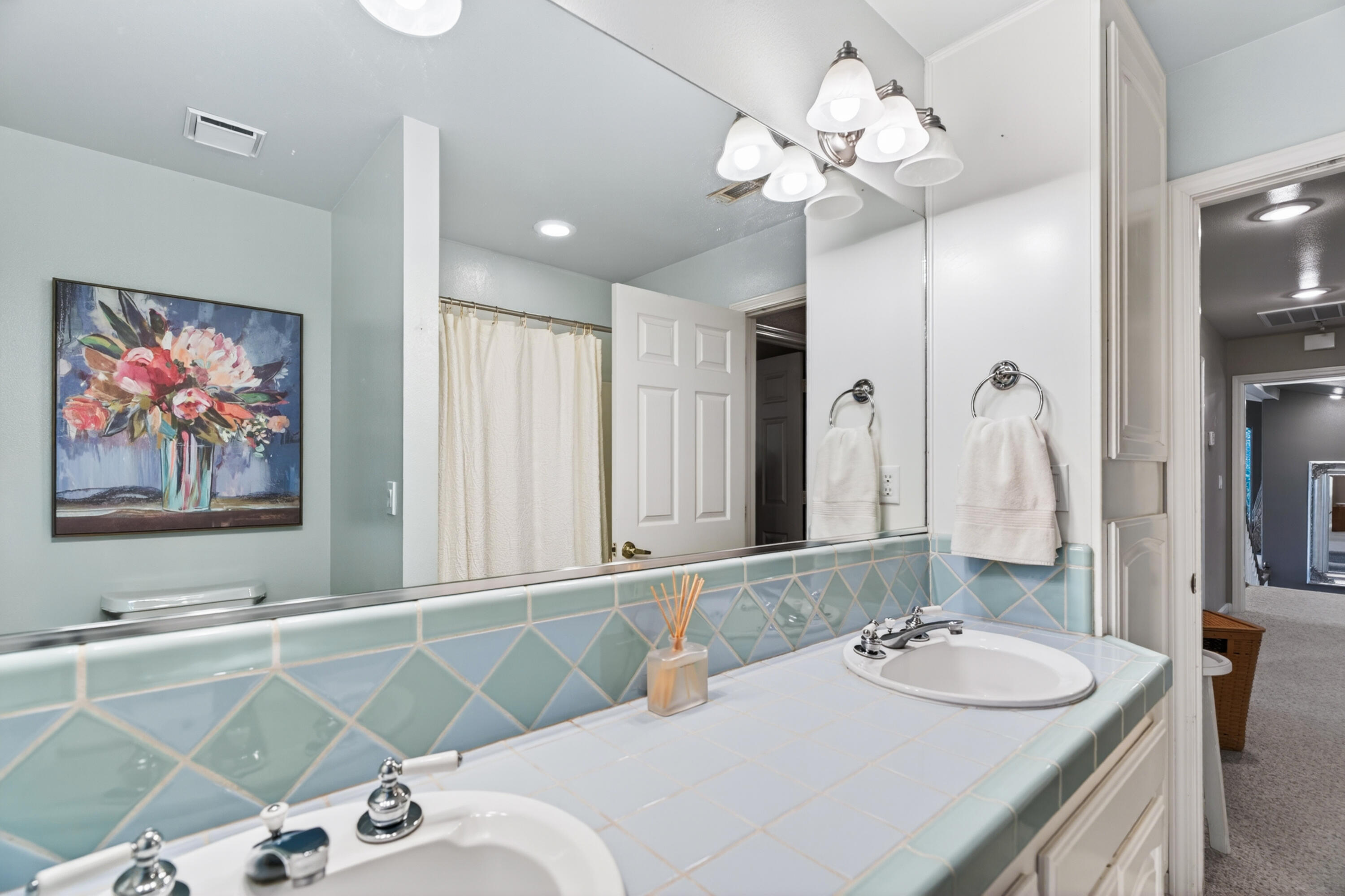 8725 Landmark Circle