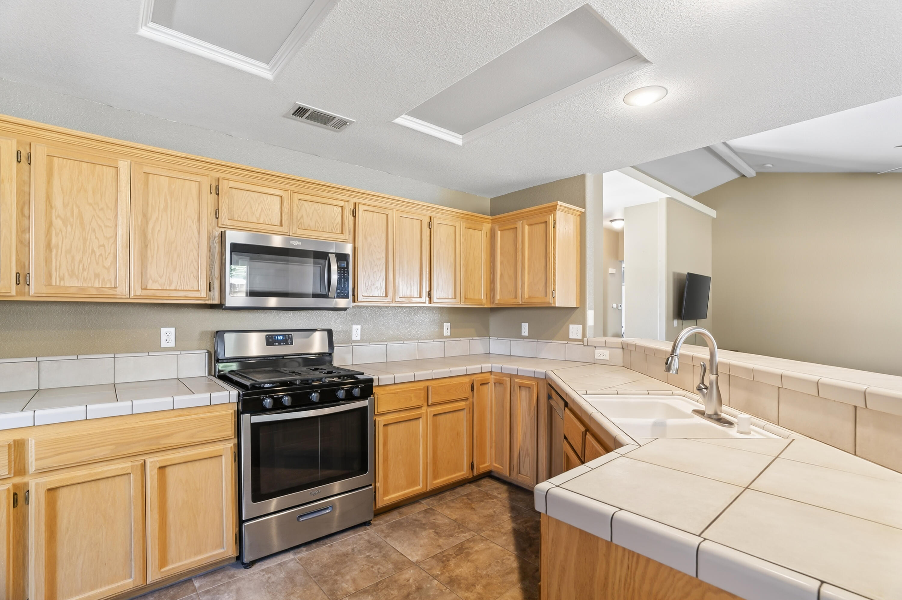 3220 Wandsworth Drive